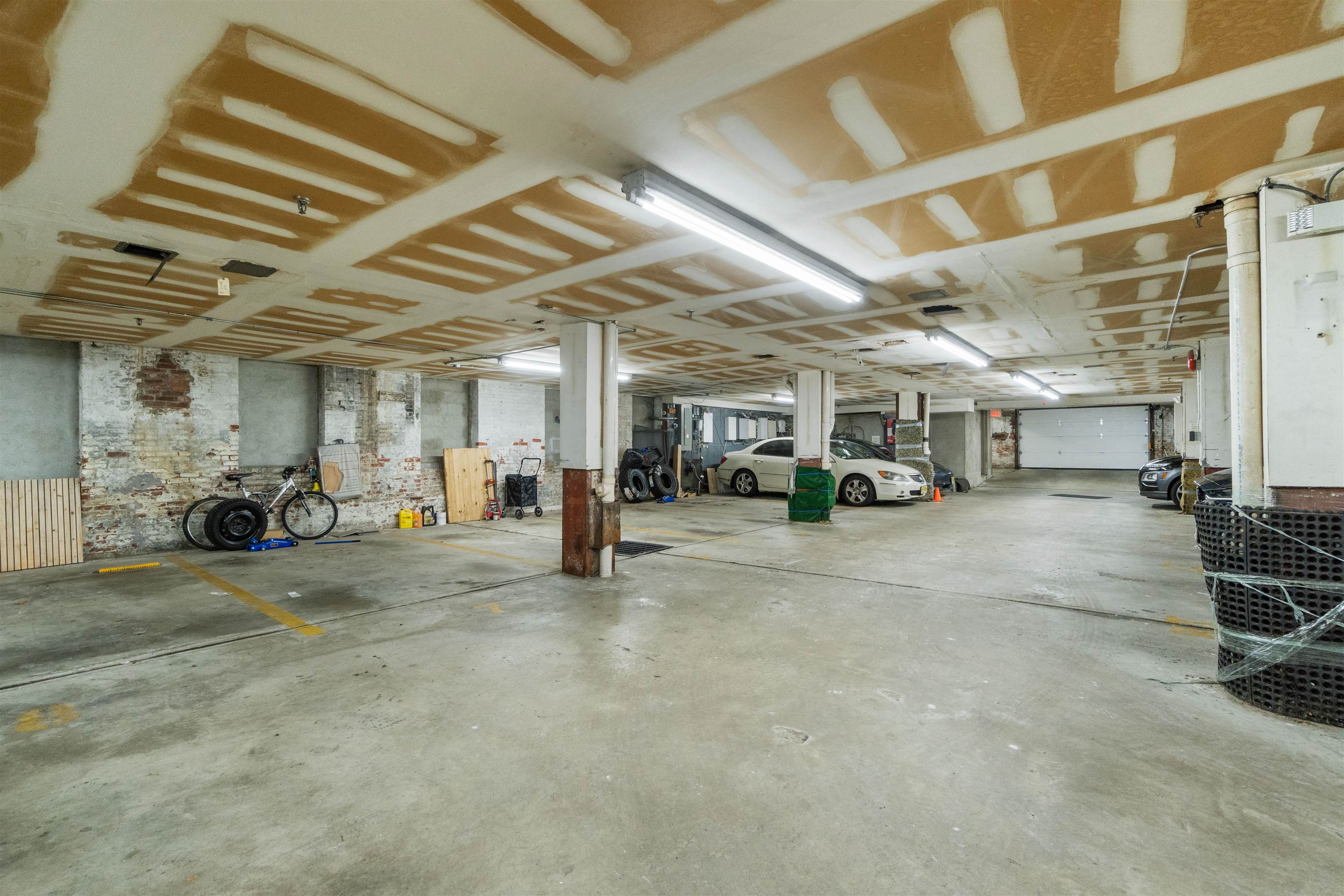 1015 GRAND ST Unit: 5A