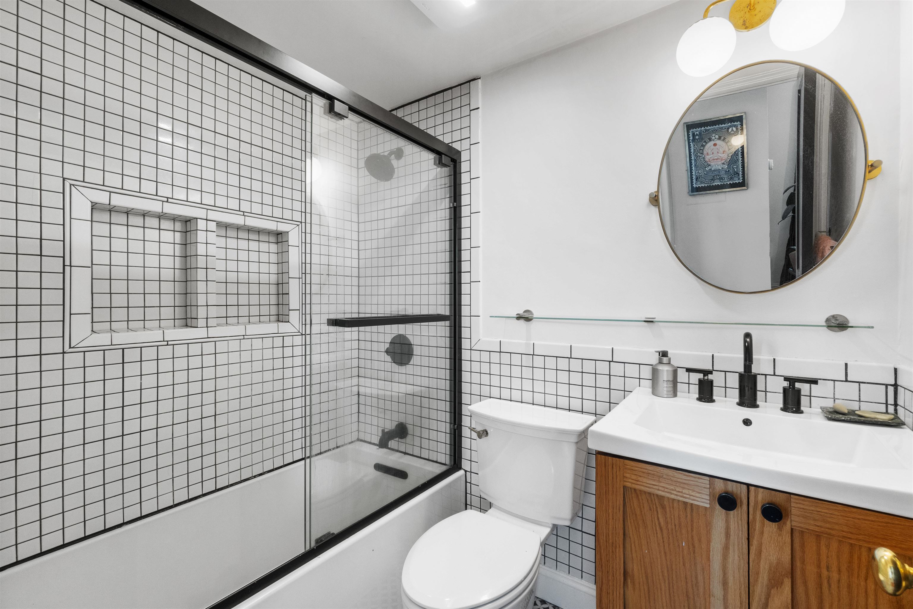1015 GRAND ST Unit: 5A