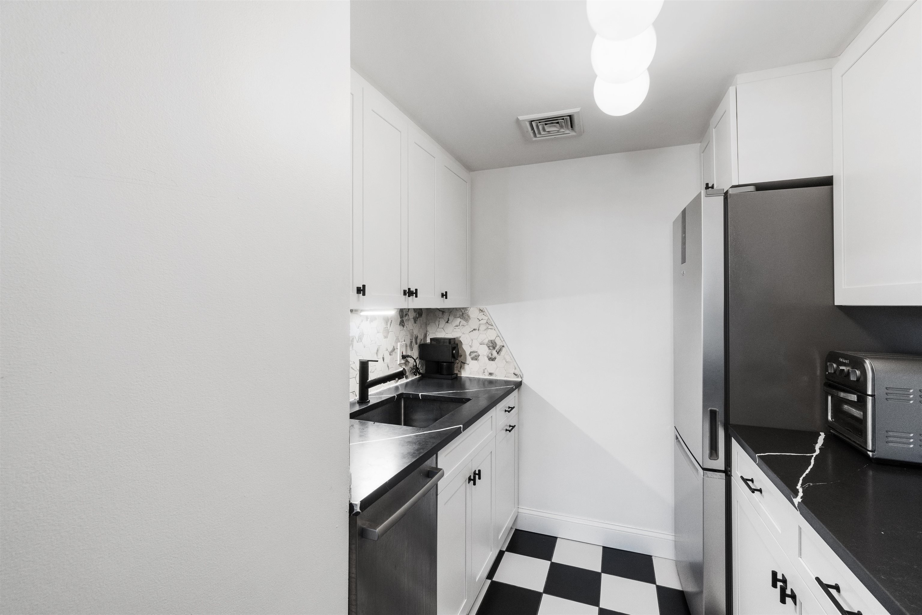 1015 GRAND ST Unit: 5A