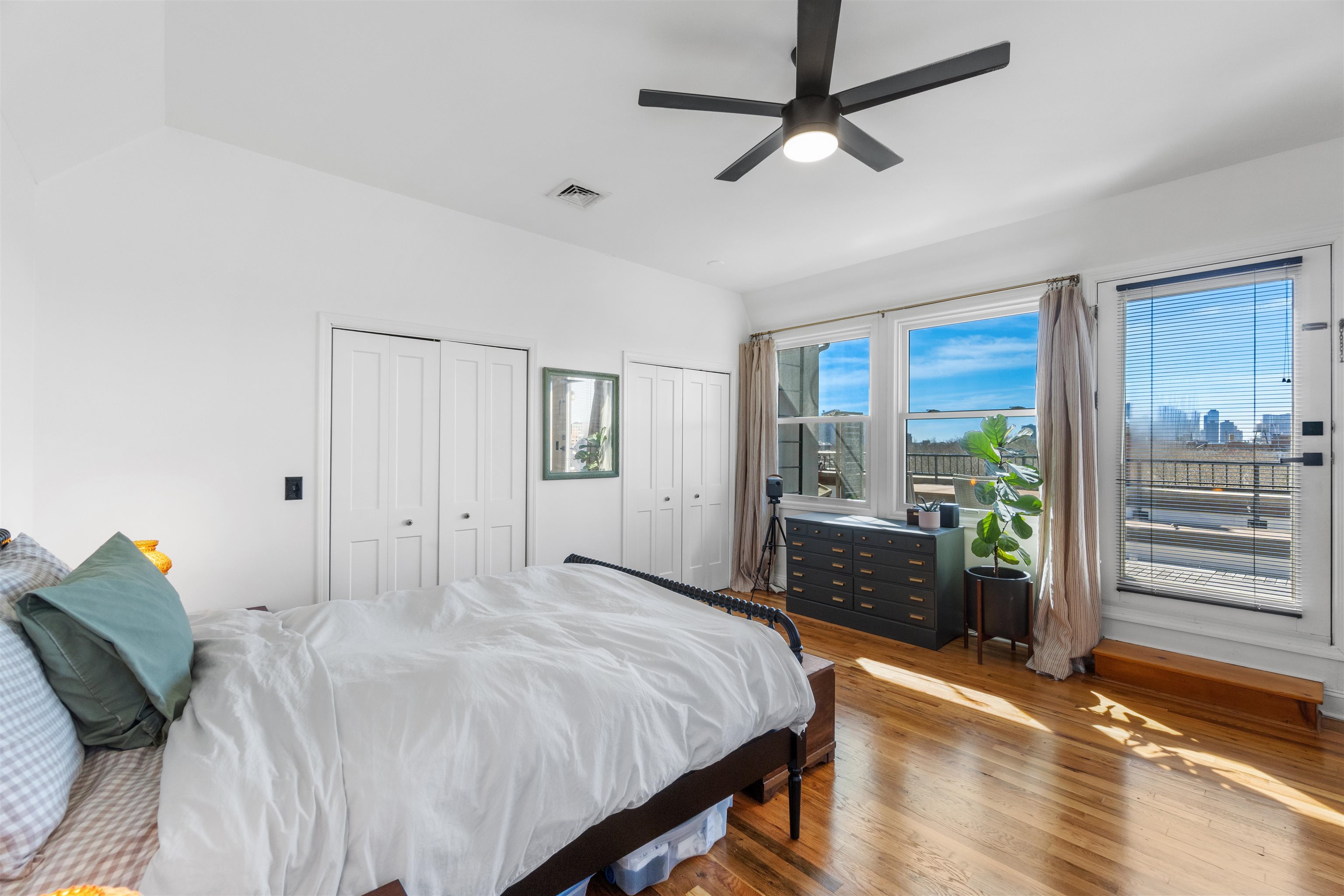 1015 GRAND ST Unit: 5A