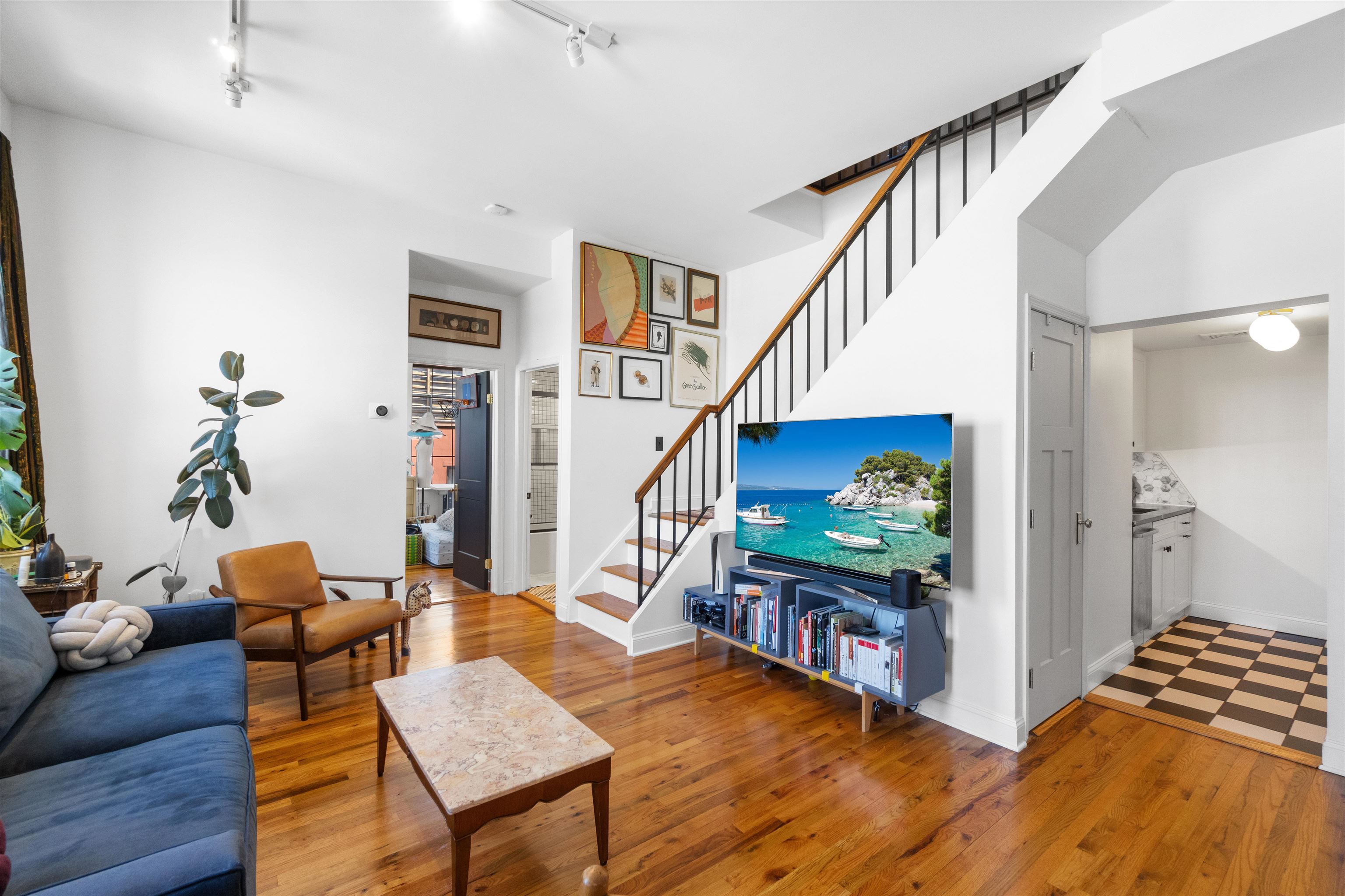 1015 GRAND ST Unit: 5A
