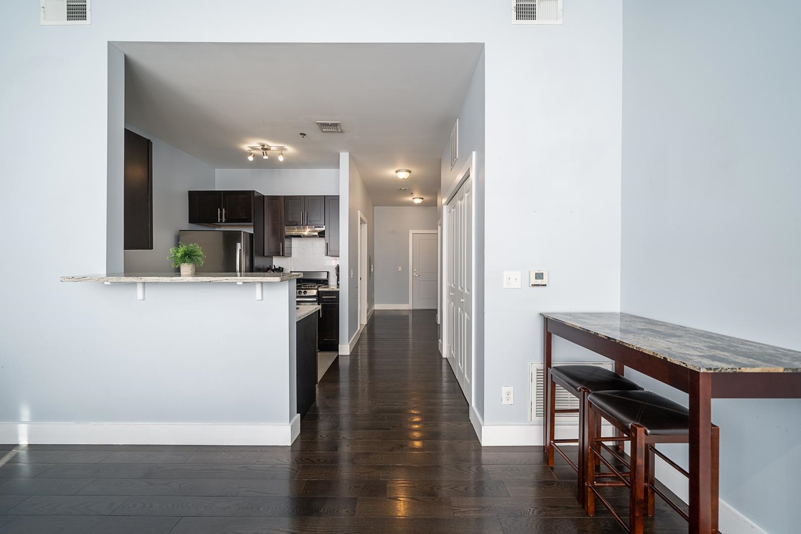 235 ORIENT AVE Unit: 9