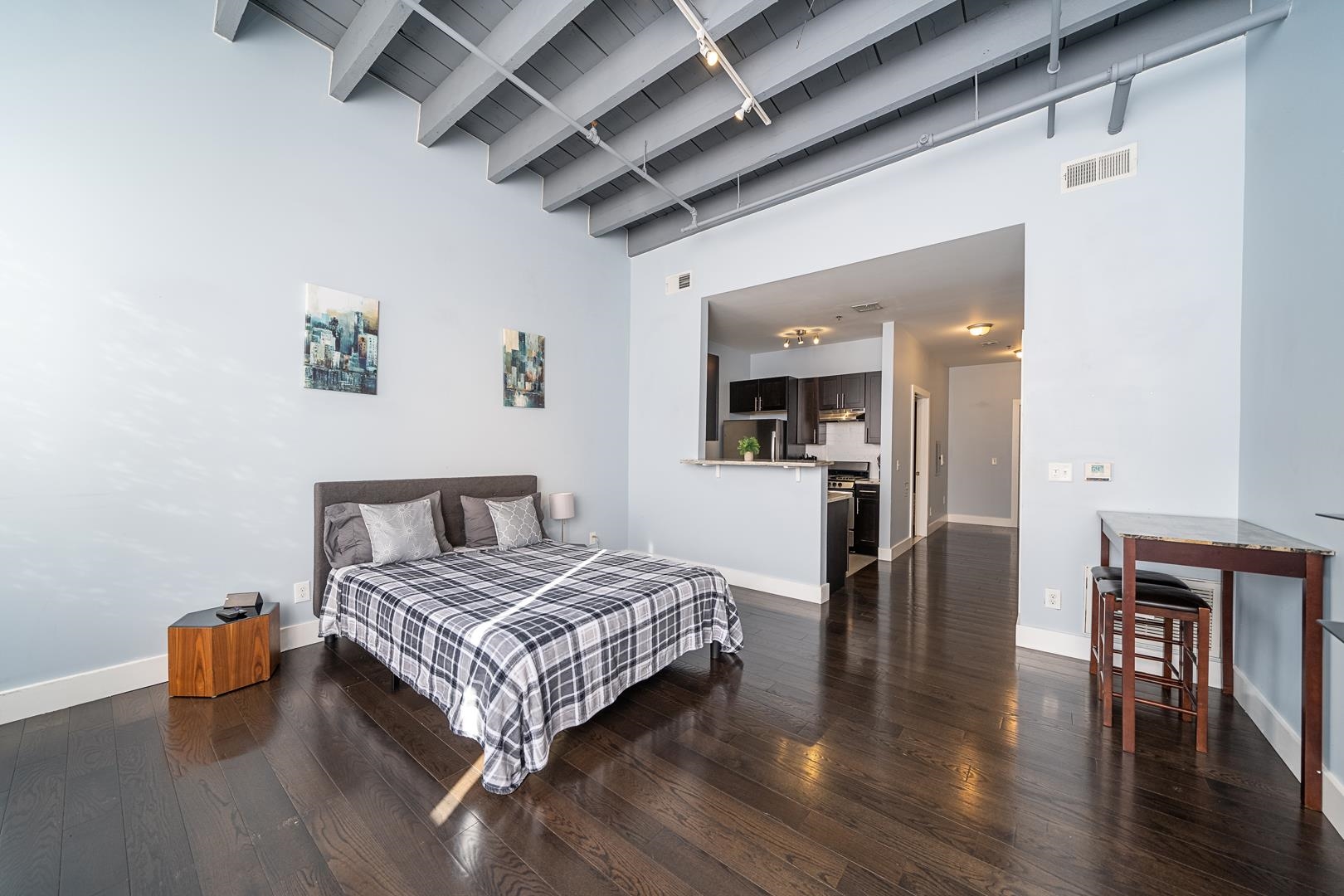235 ORIENT AVE Unit: 9