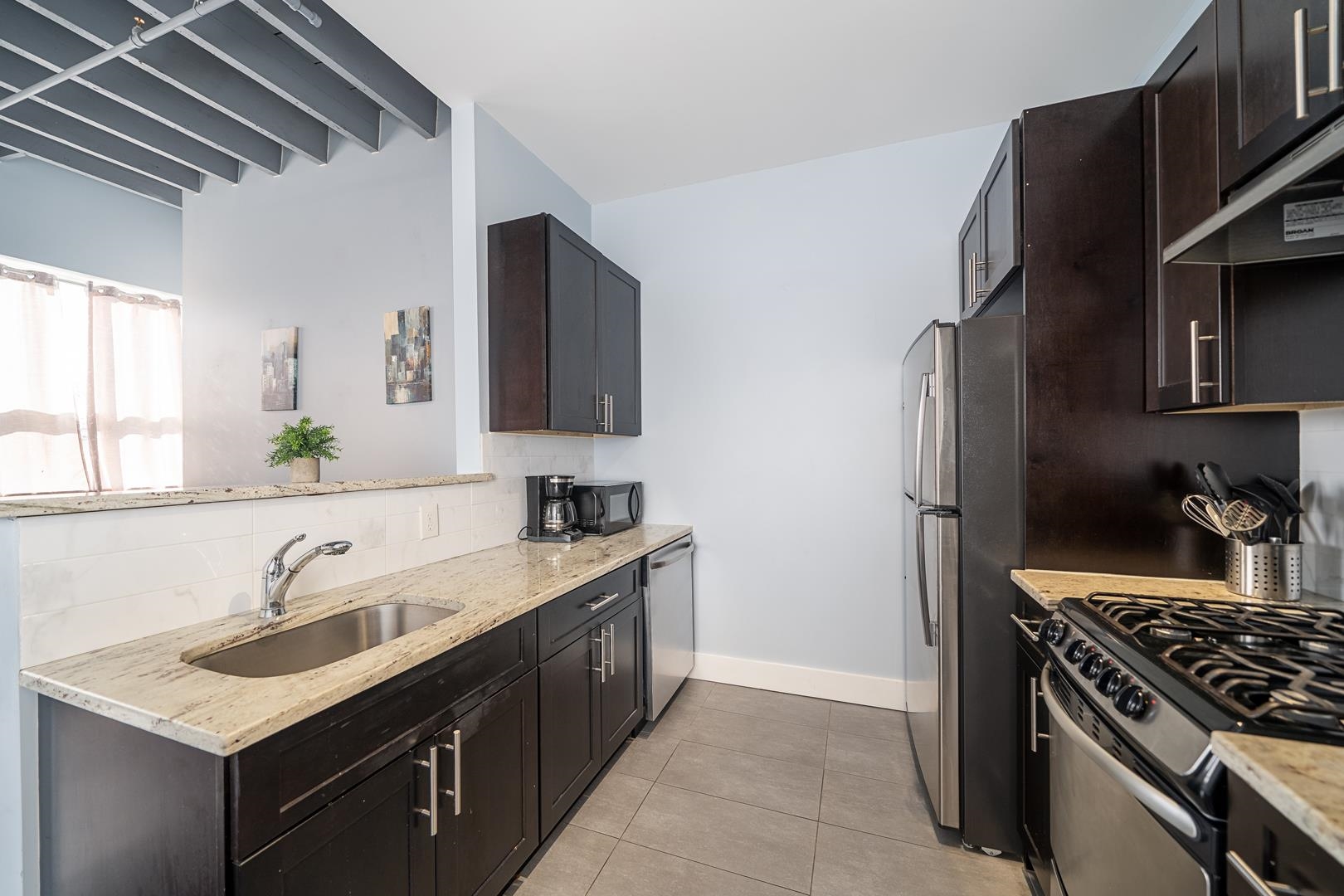 235 ORIENT AVE Unit: 9