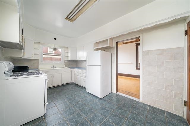 119 DODD ST Unit: 2R