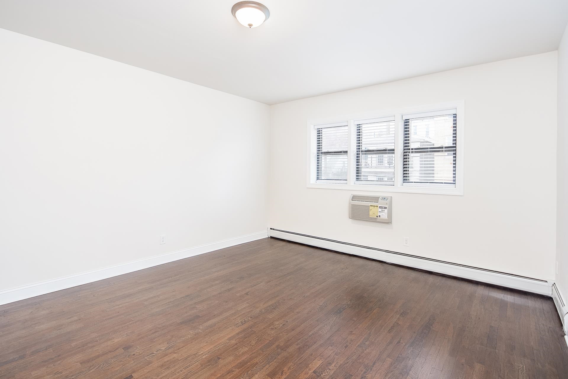 119 TERRACE AVE Unit: 9