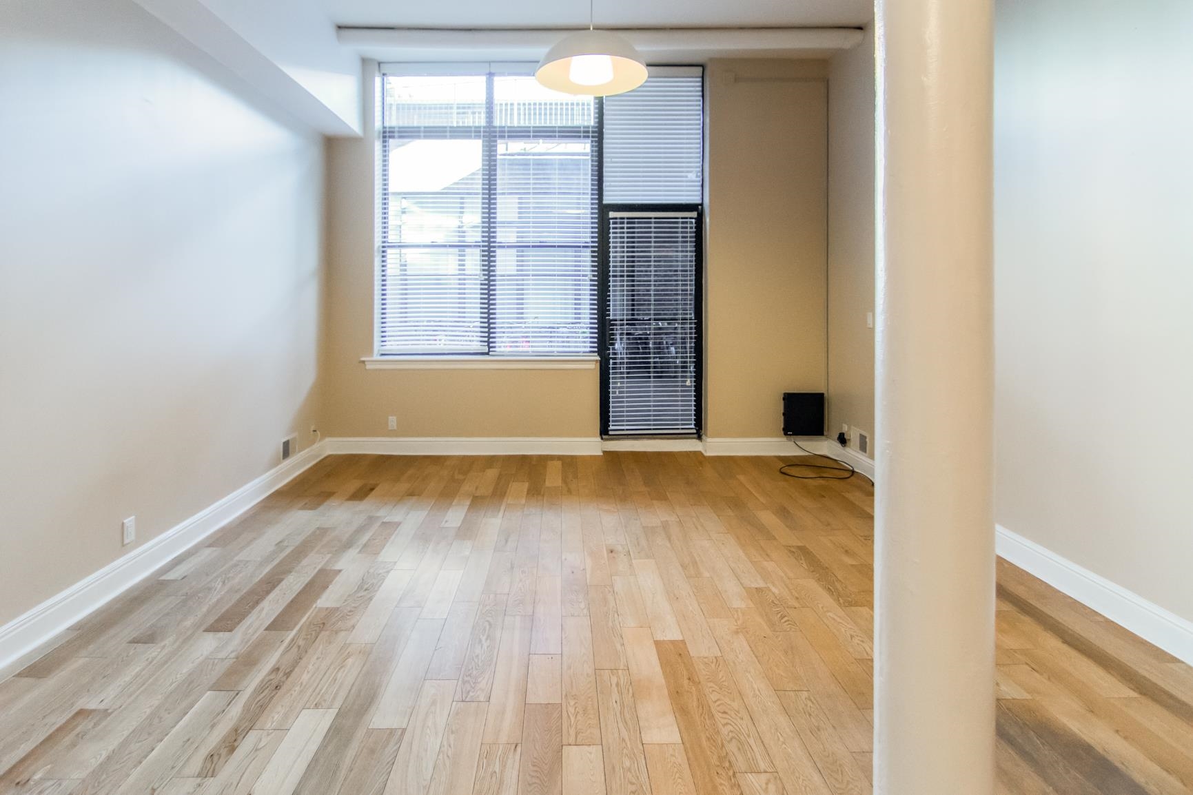 300 COMMUNIPAW AVE Unit: 106