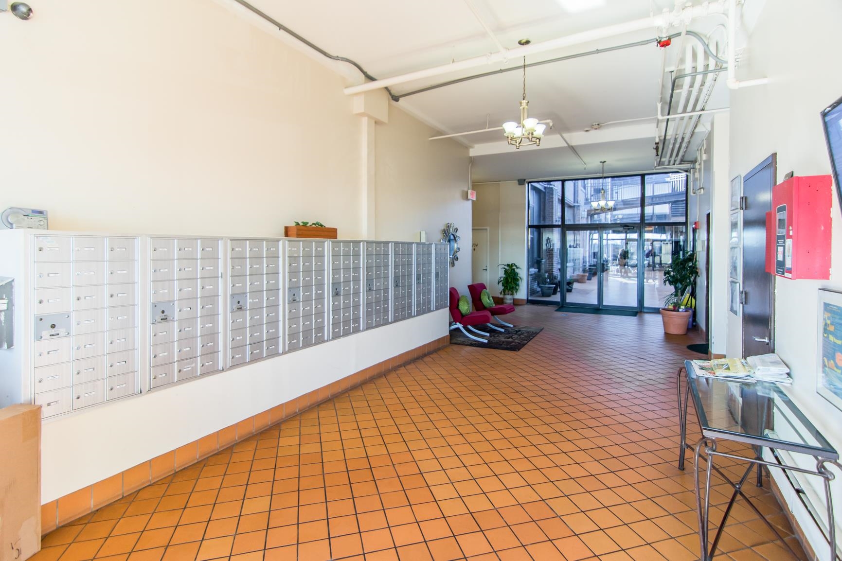 300 COMMUNIPAW AVE Unit: 106