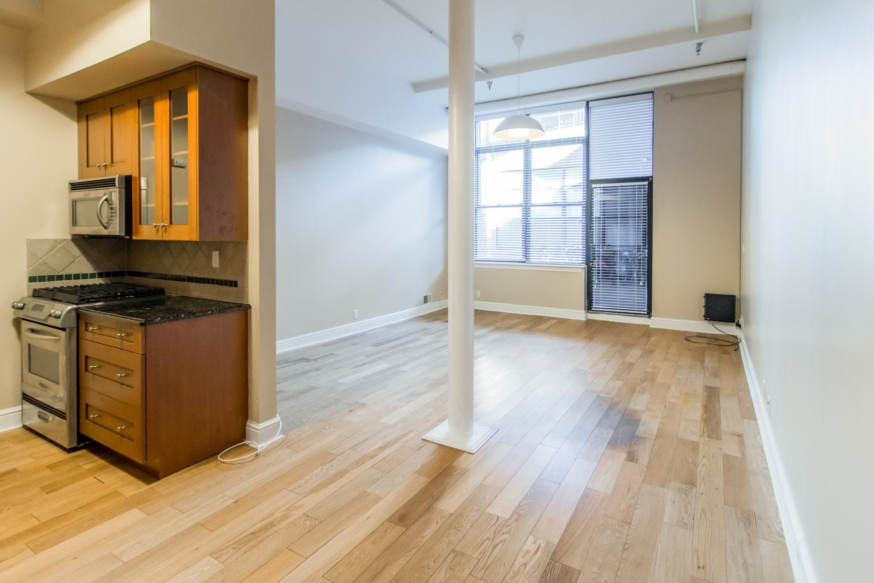 300 COMMUNIPAW AVE Unit: 106