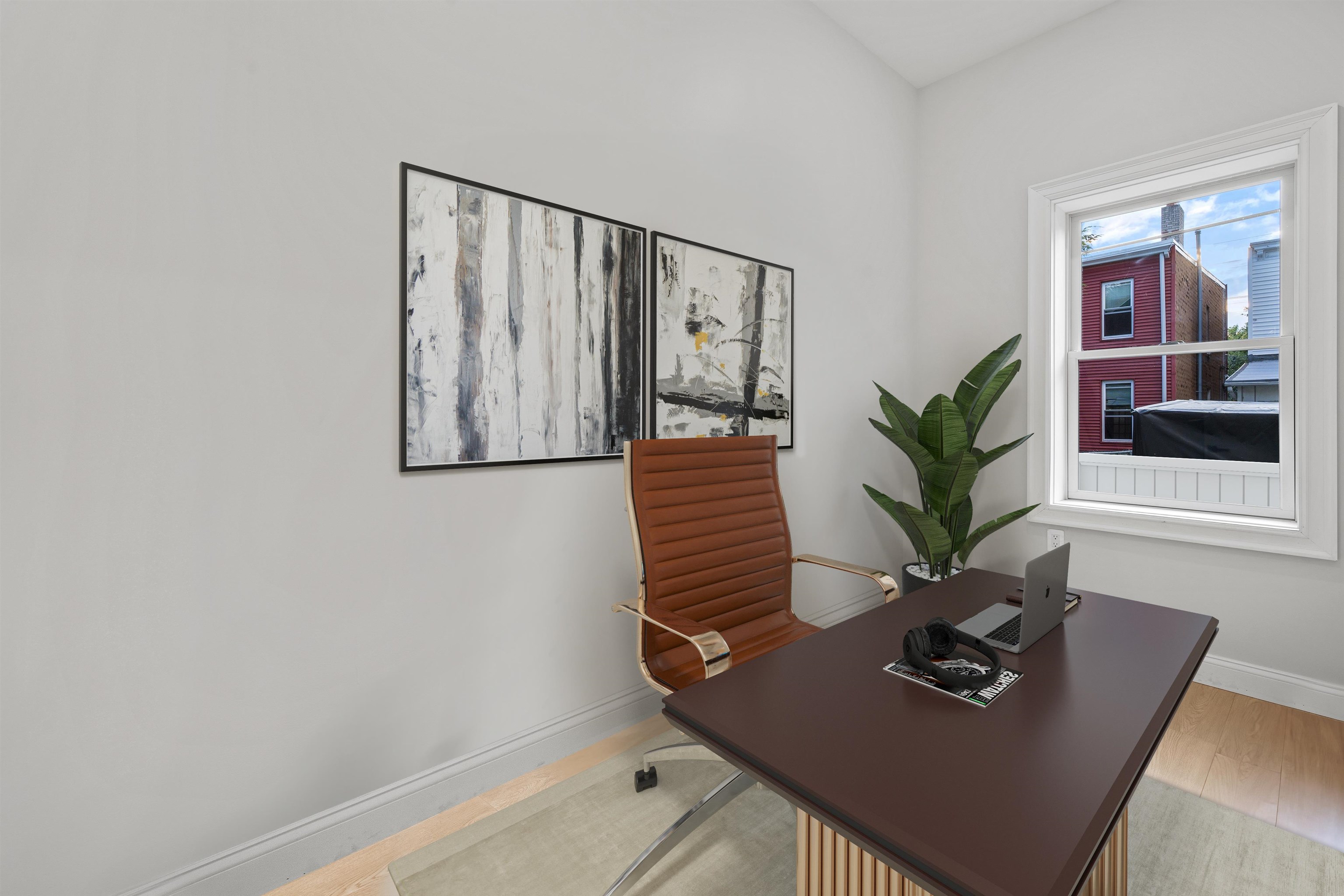 573 PALISADE AVE Unit: 1B
