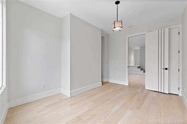 542 NEWARK AVE Unit: 2