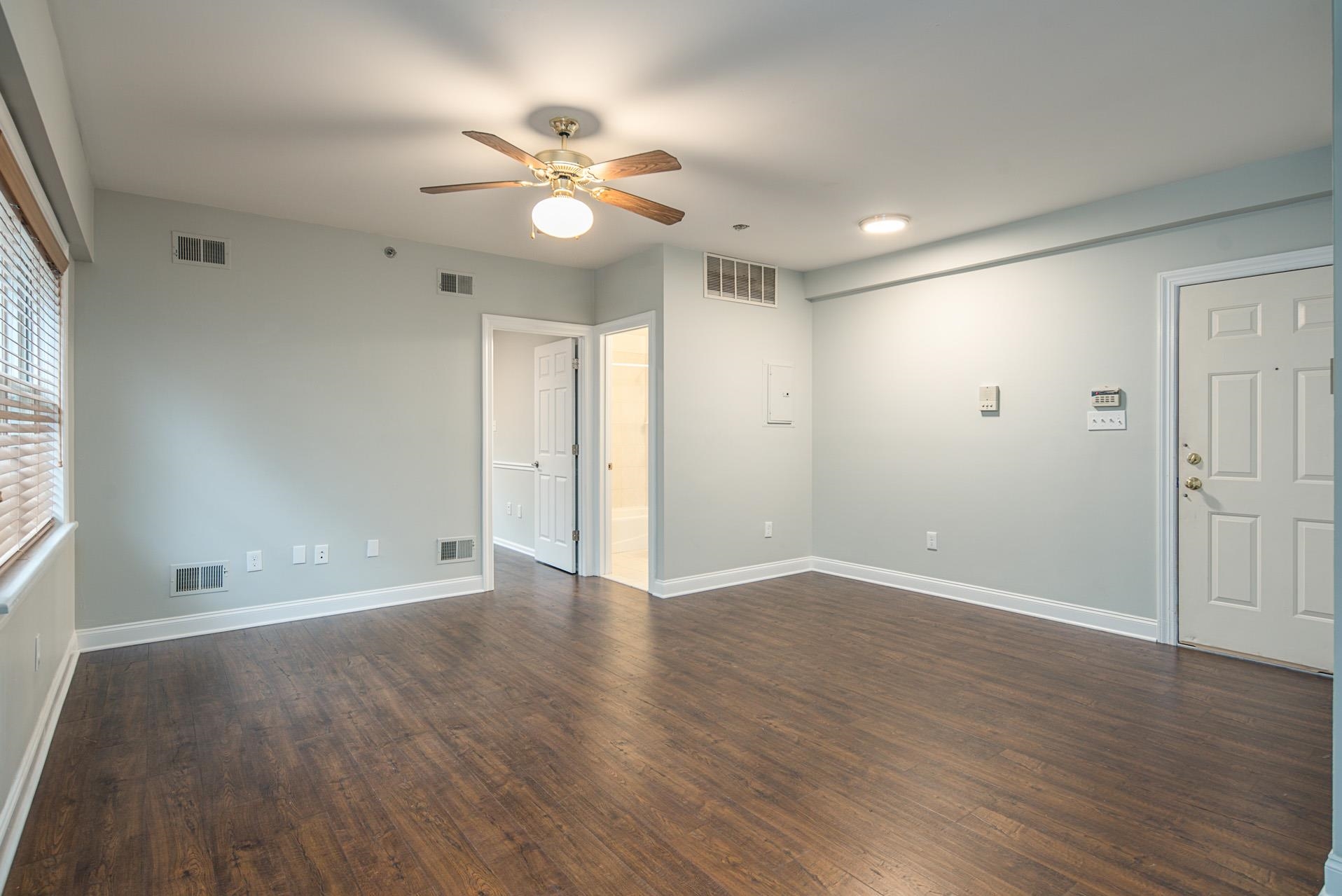 84 BLOOMFIELD ST Unit: 1