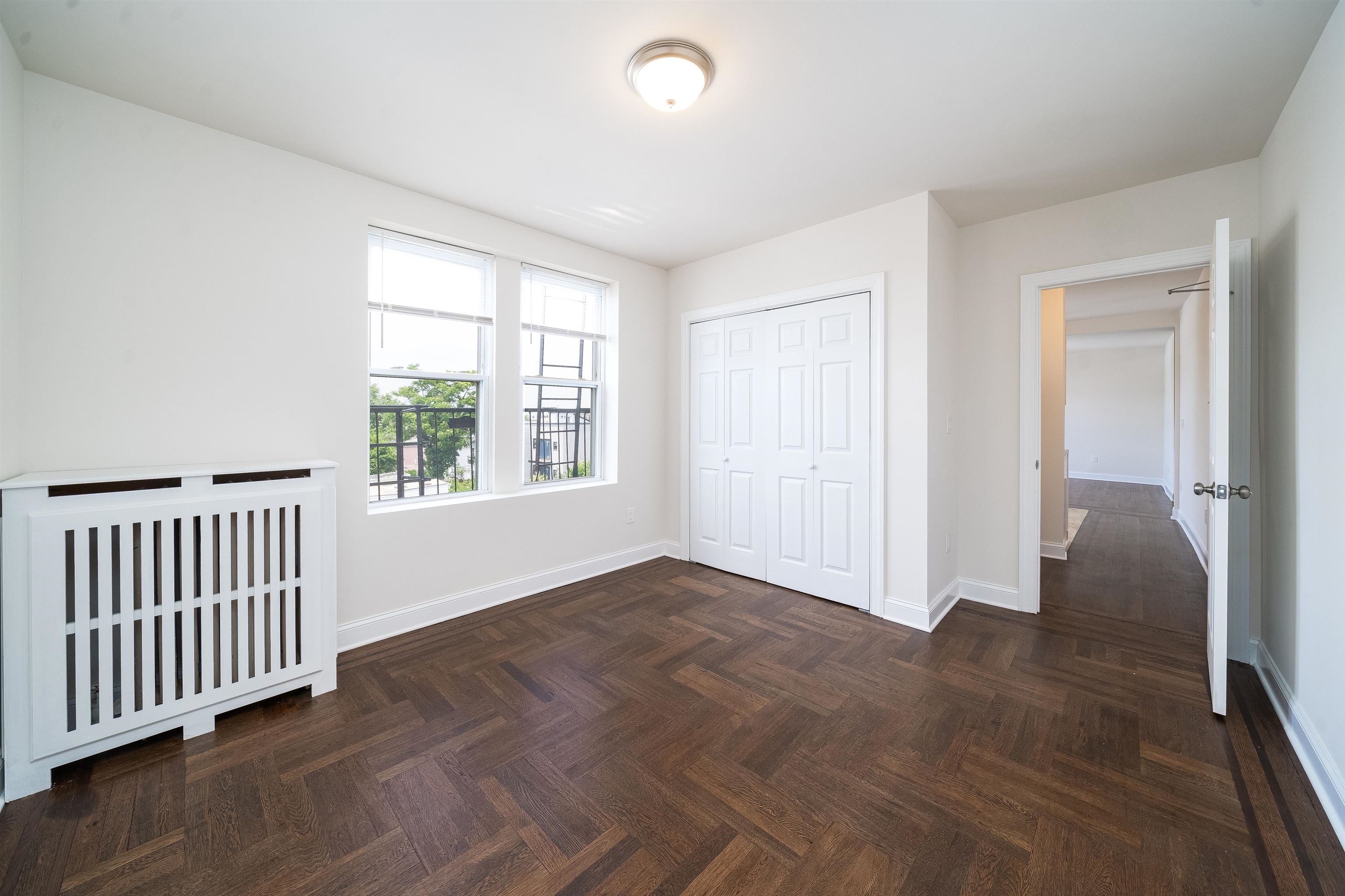 86 CHARLES ST Unit: 303
