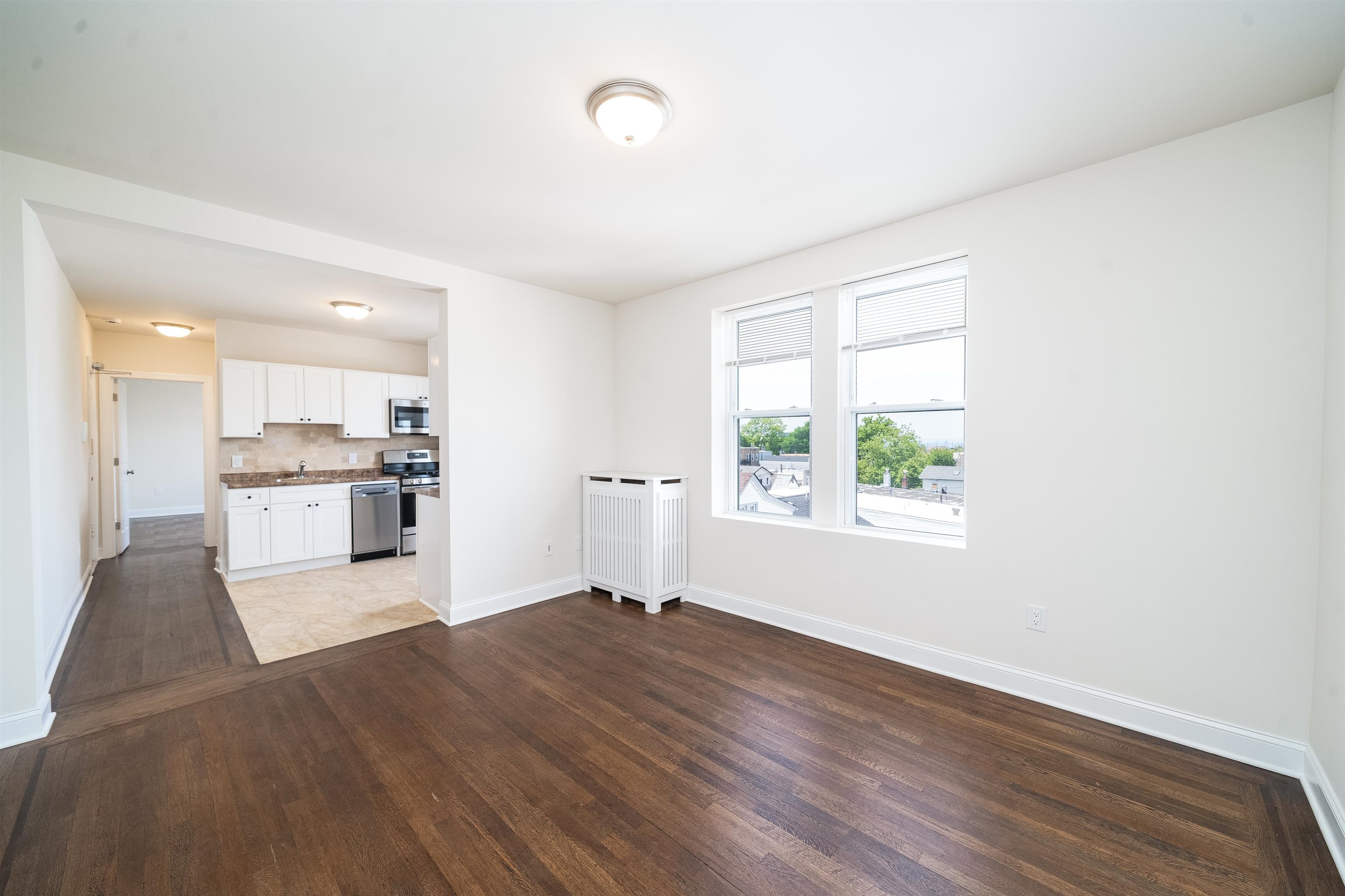 86 CHARLES ST Unit: 303