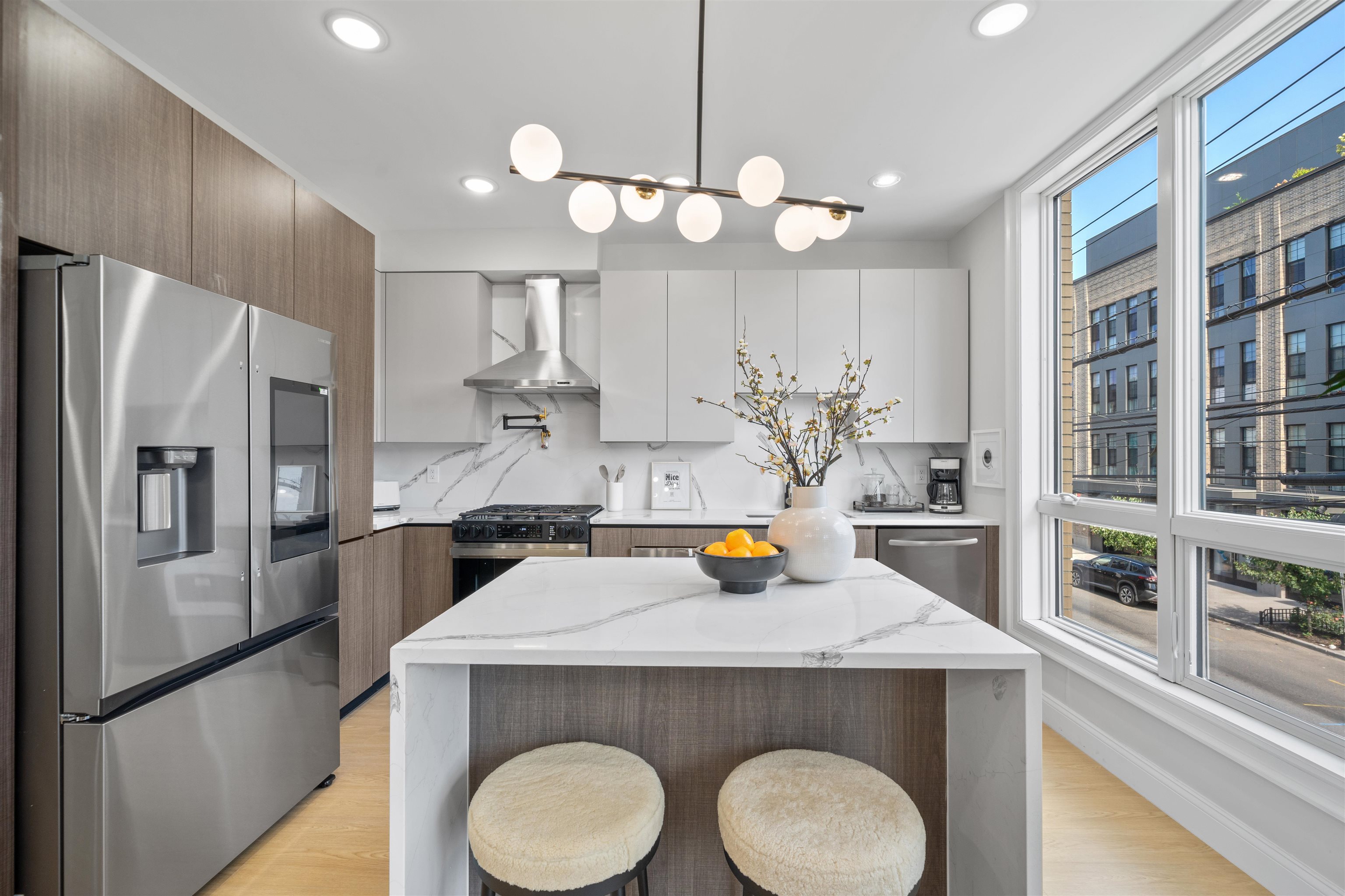 573 PALISADE AVE Unit: 3A