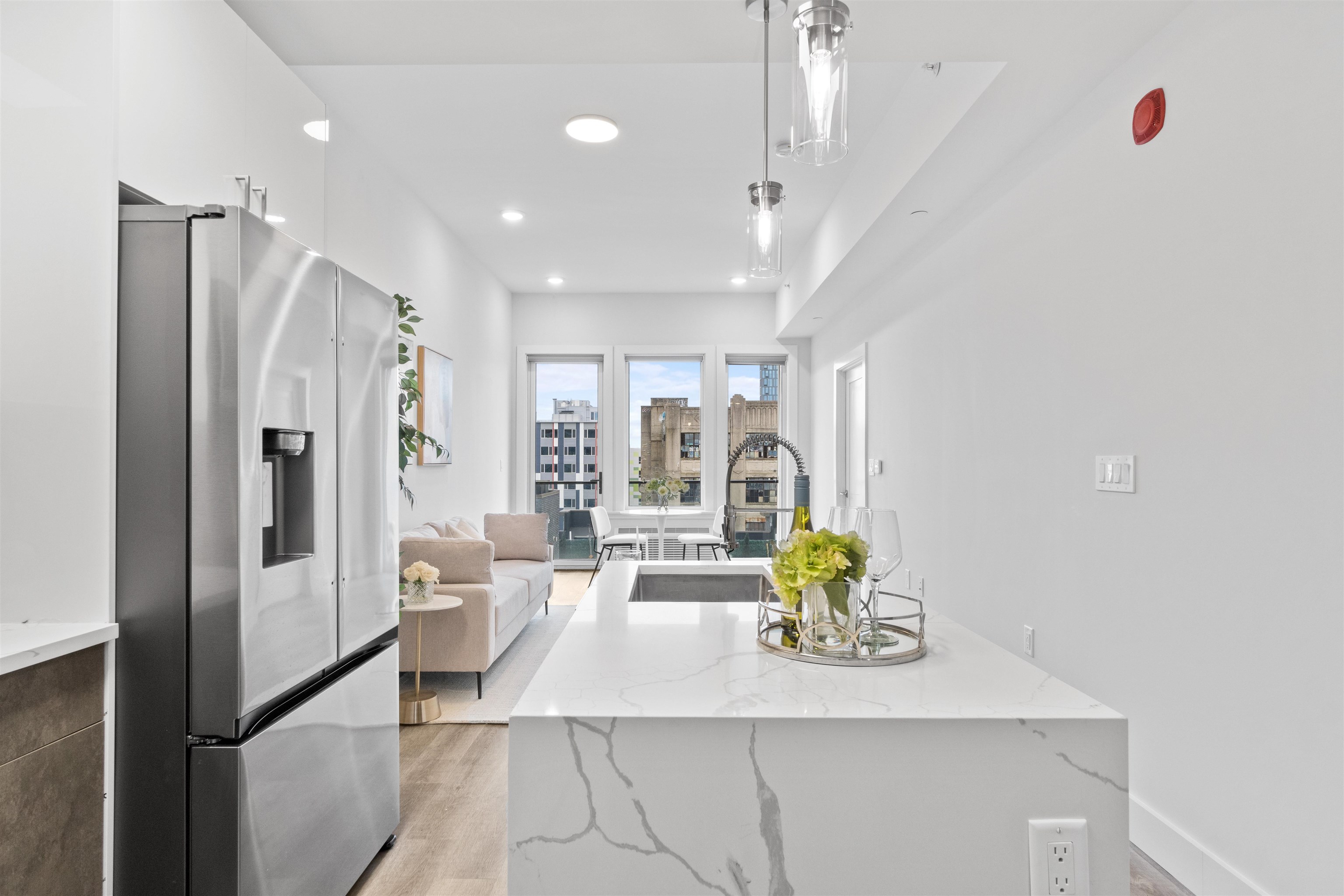 412 WHITON ST Unit: 608