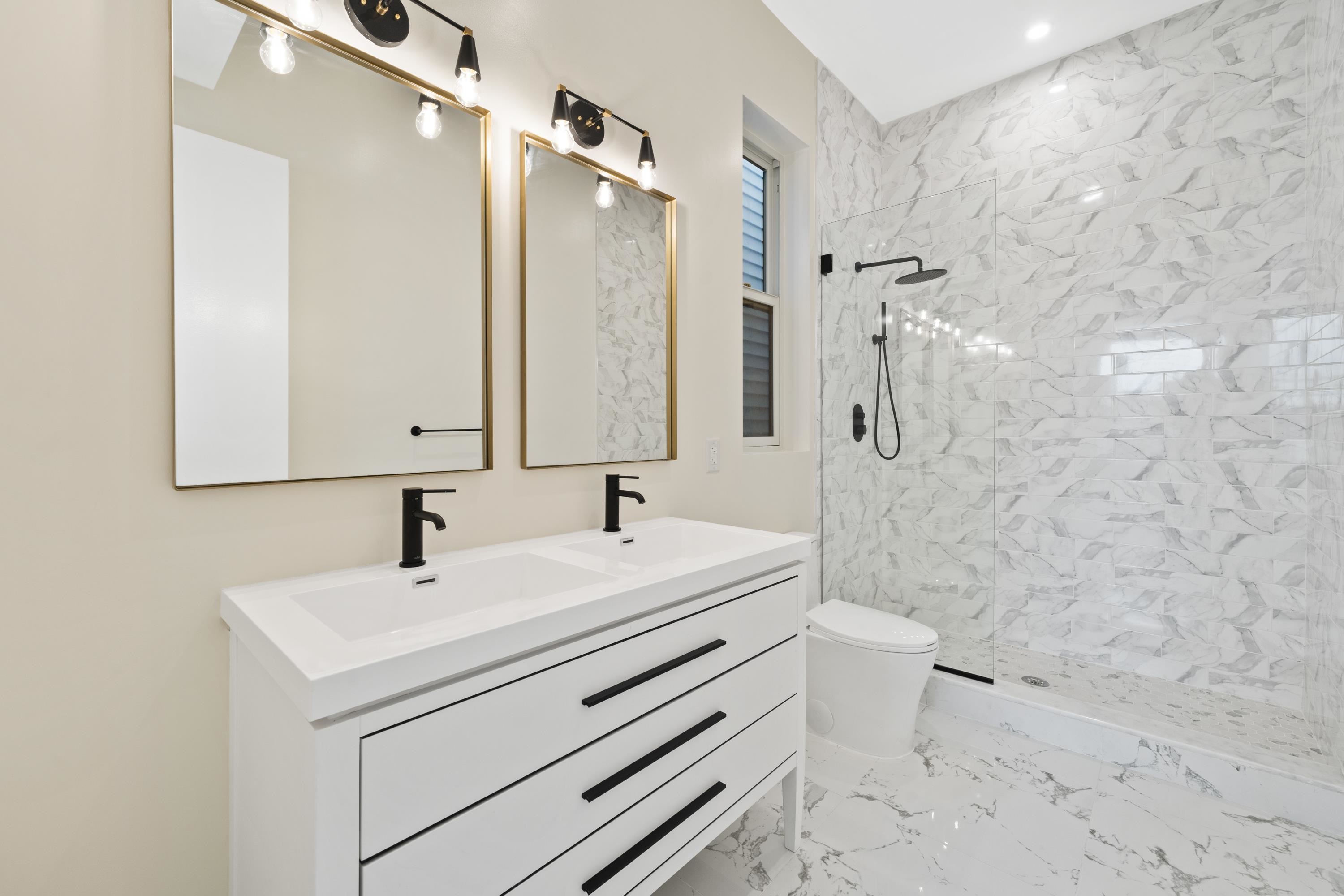337 PALISADE AVE Unit: 4