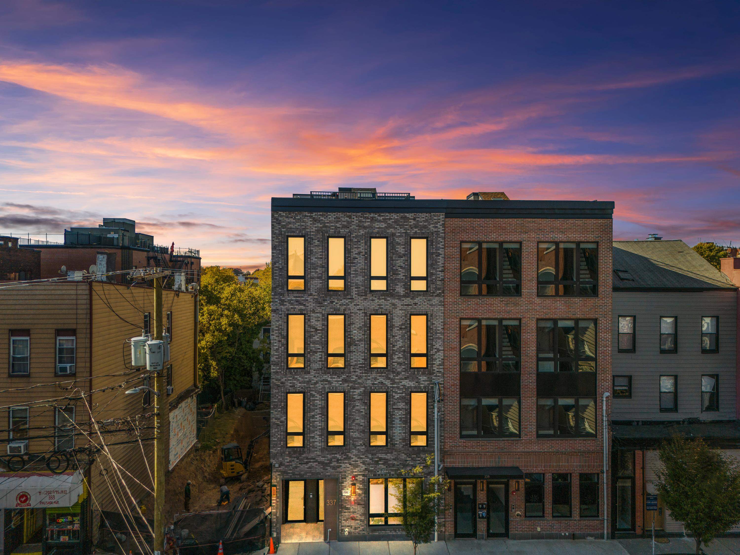 337 PALISADE AVE Unit: 4