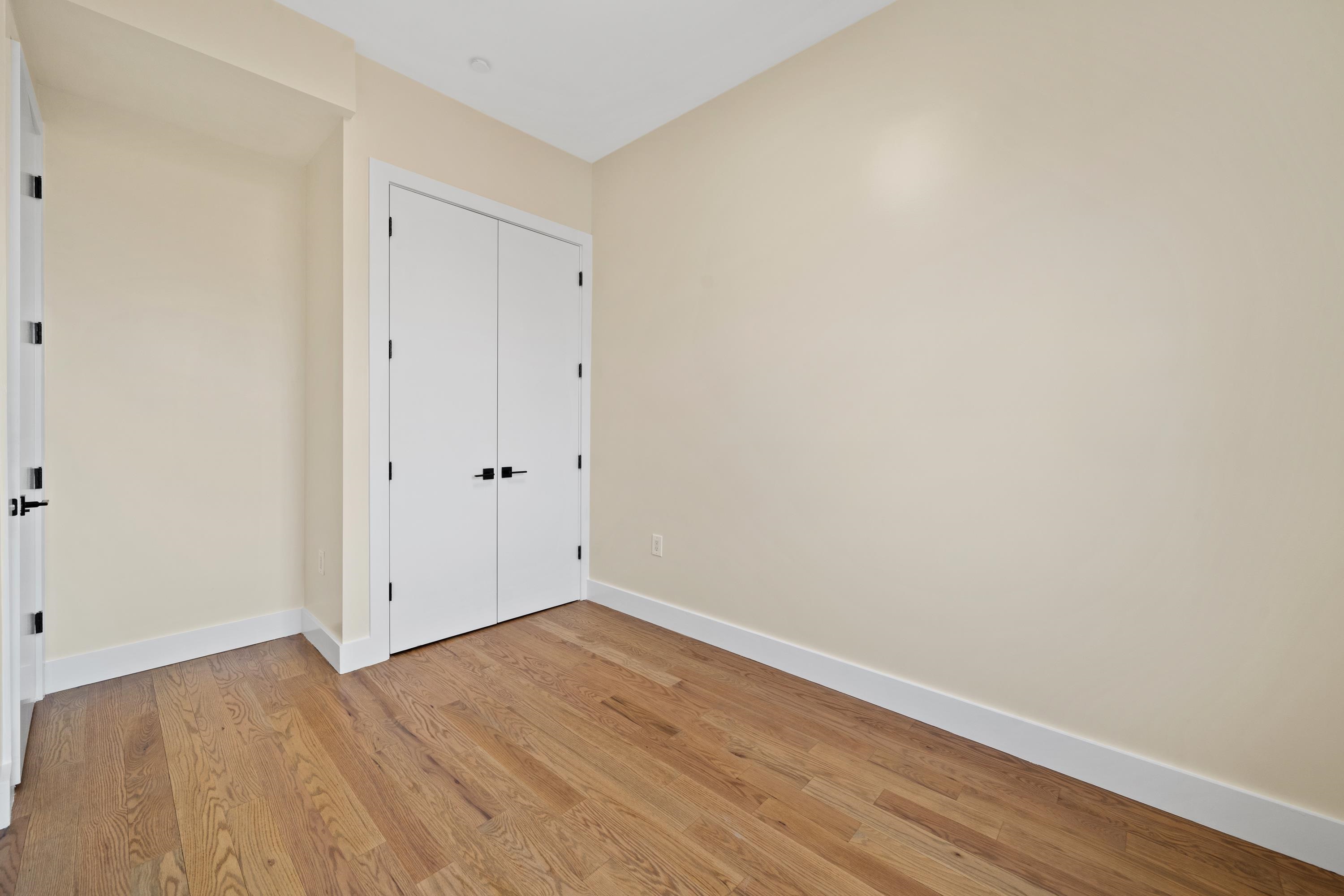 337 PALISADE AVE Unit: 4