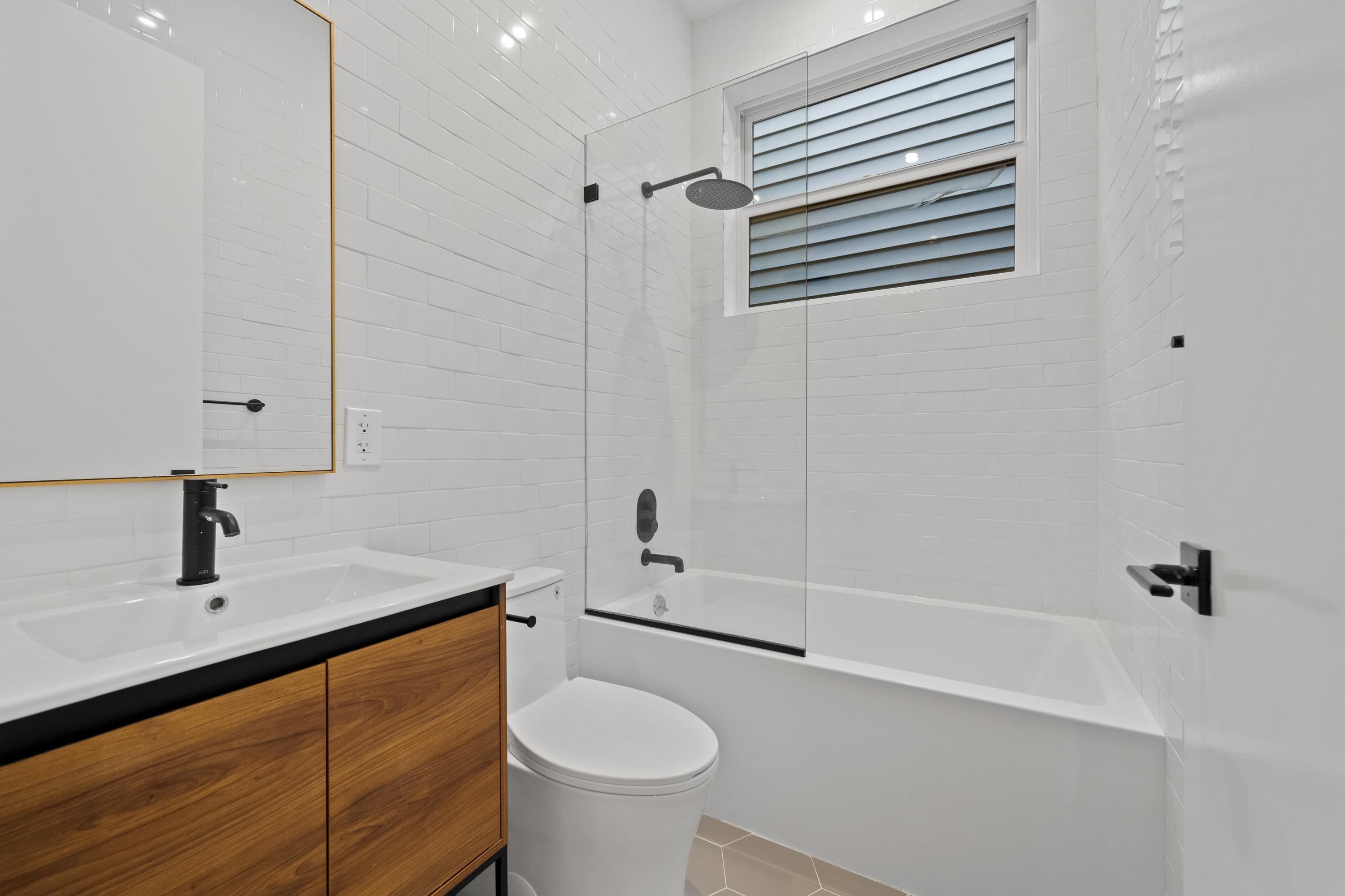 337 PALISADE AVE Unit: 4