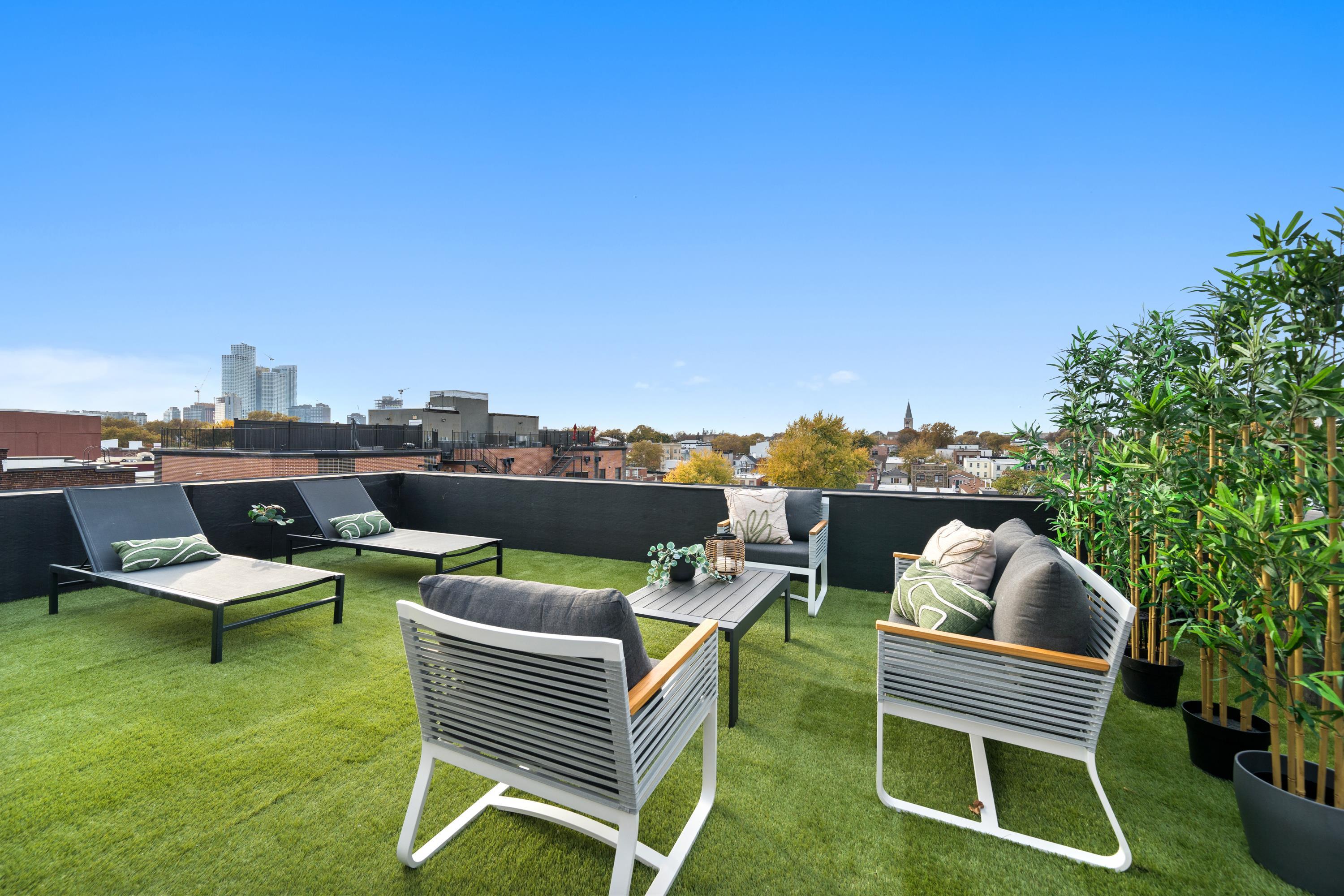 337 PALISADE AVE Unit: 4