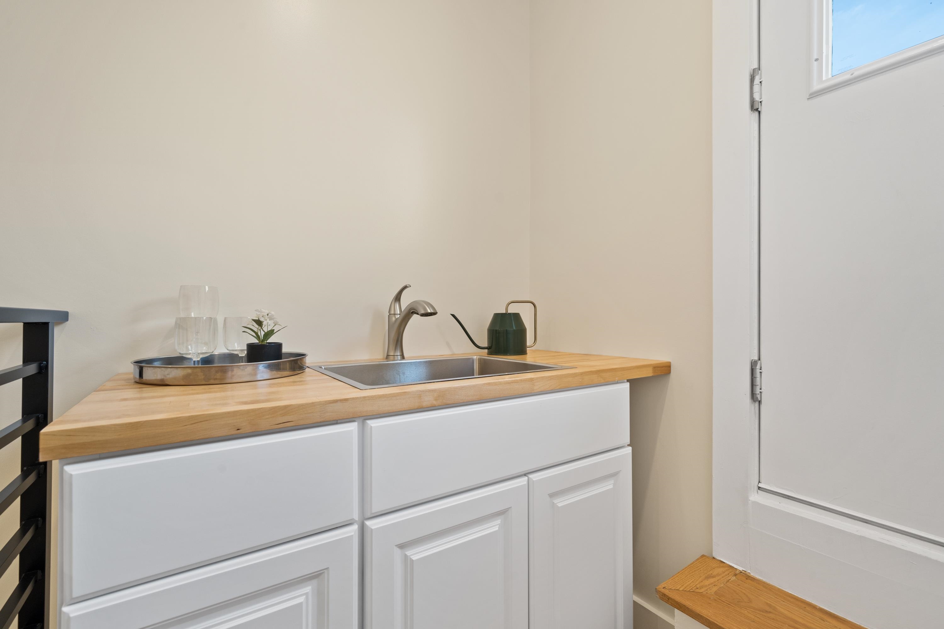 337 PALISADE AVE Unit: 4