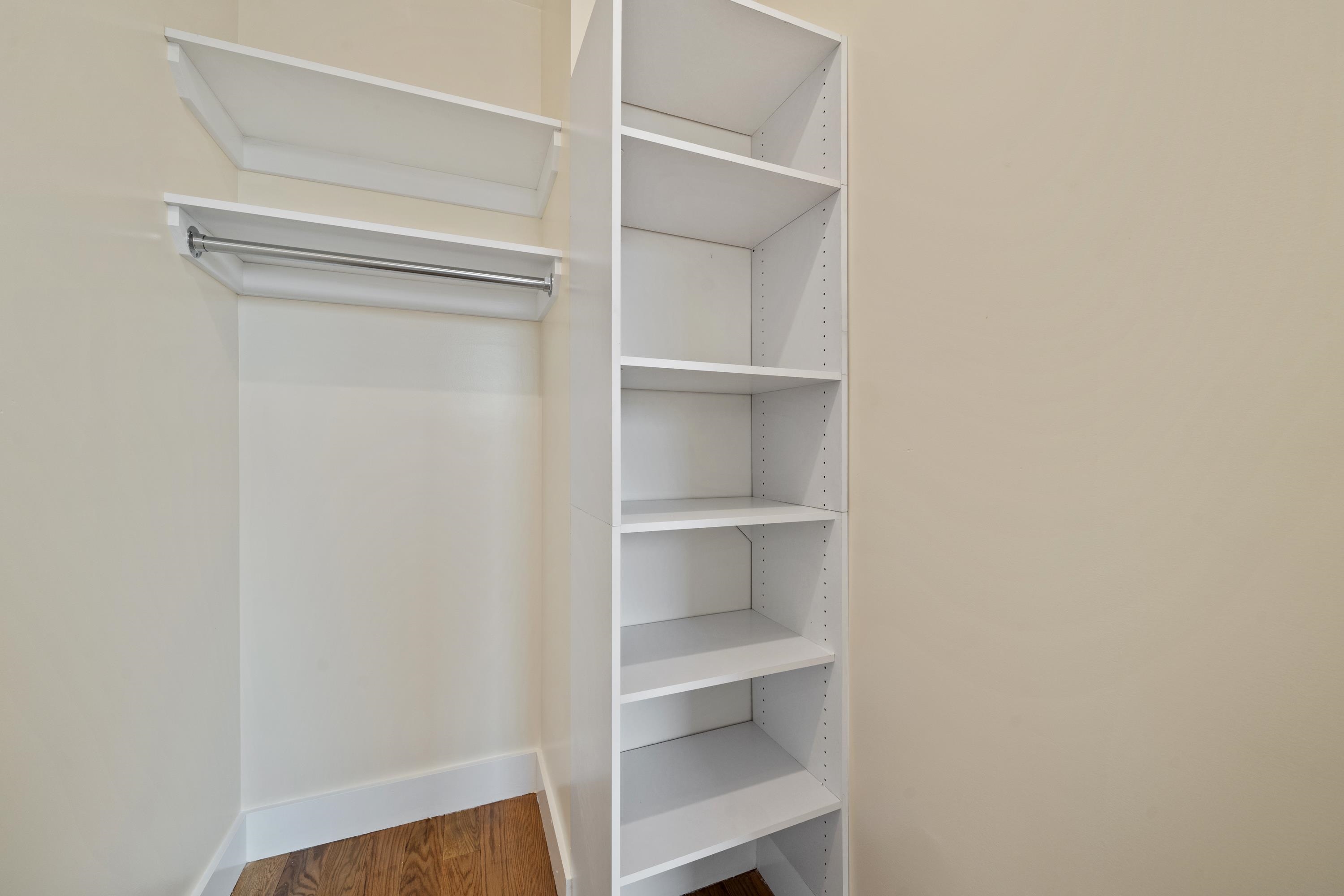 337 PALISADE AVE Unit: 4