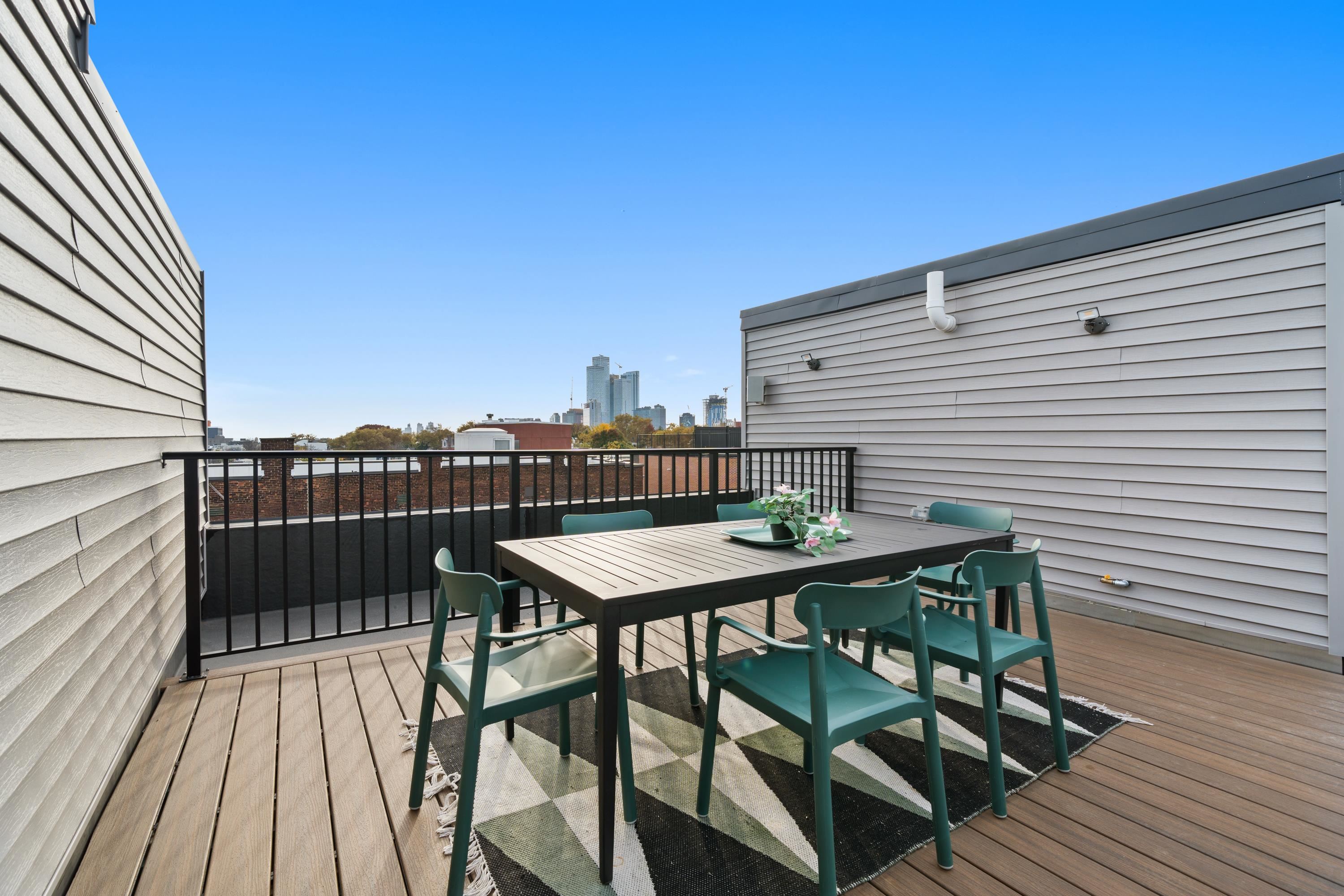 337 PALISADE AVE Unit: 4