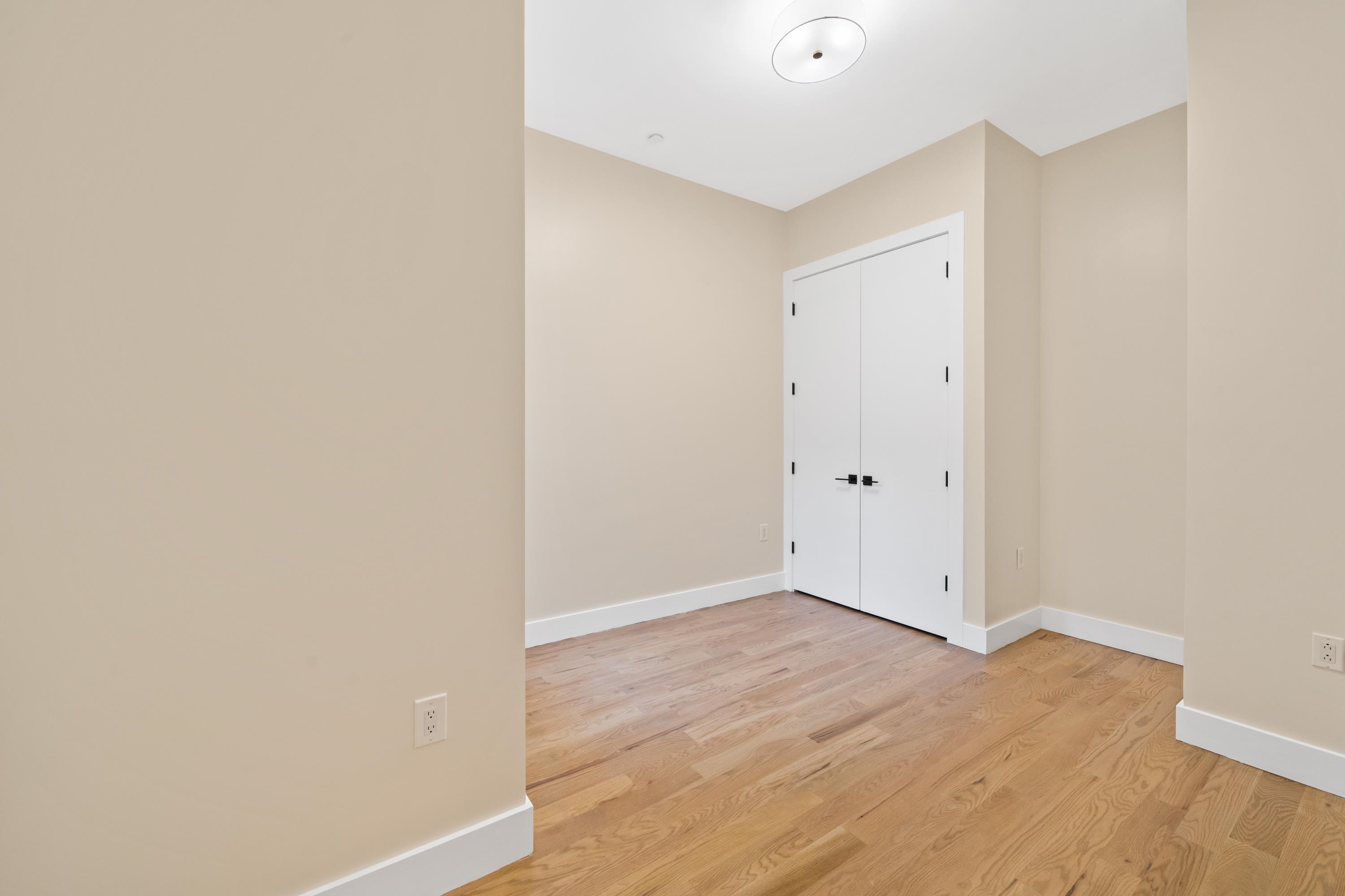 337 PALISADE AVE Unit: 4