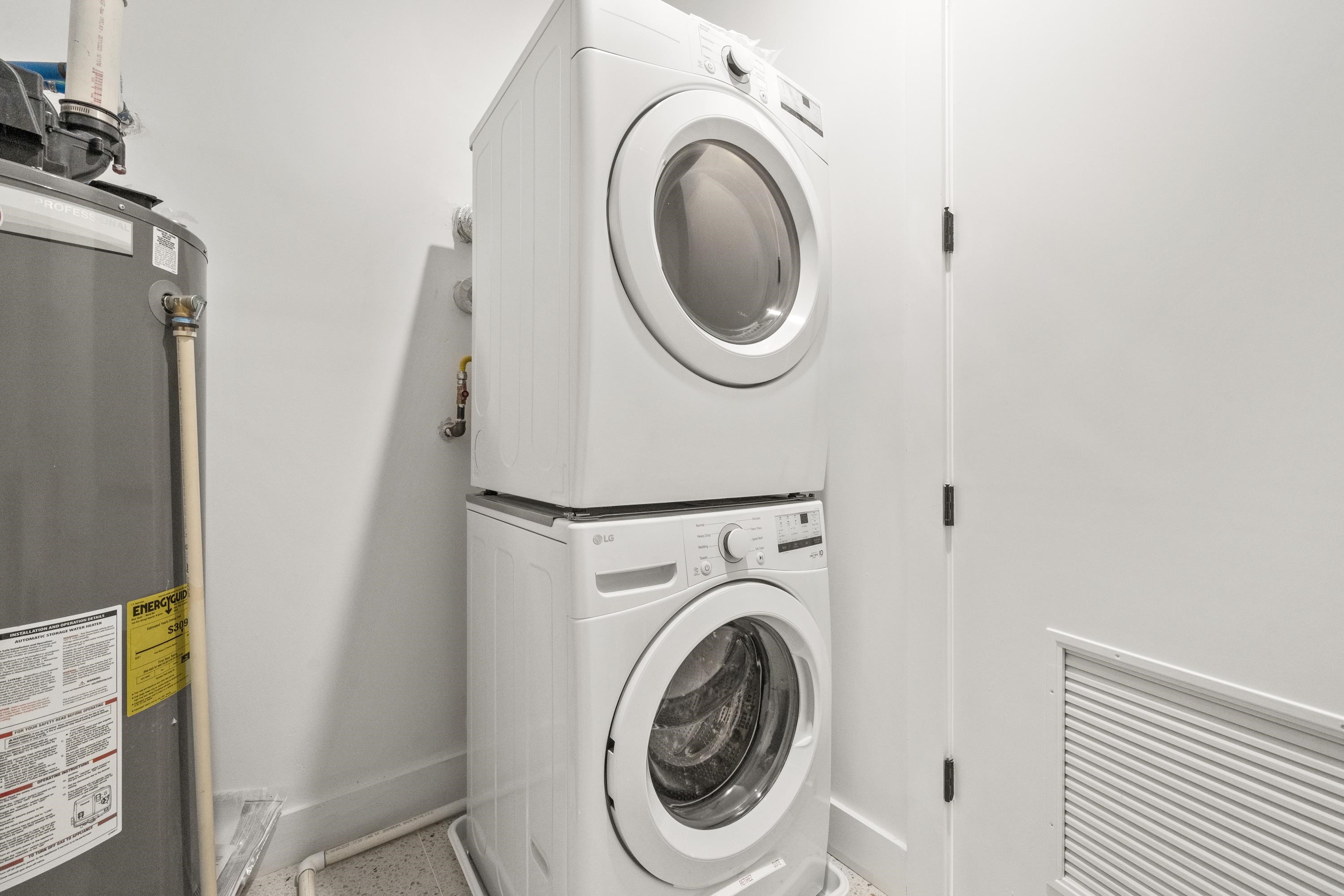 337 PALISADE AVE Unit: 1