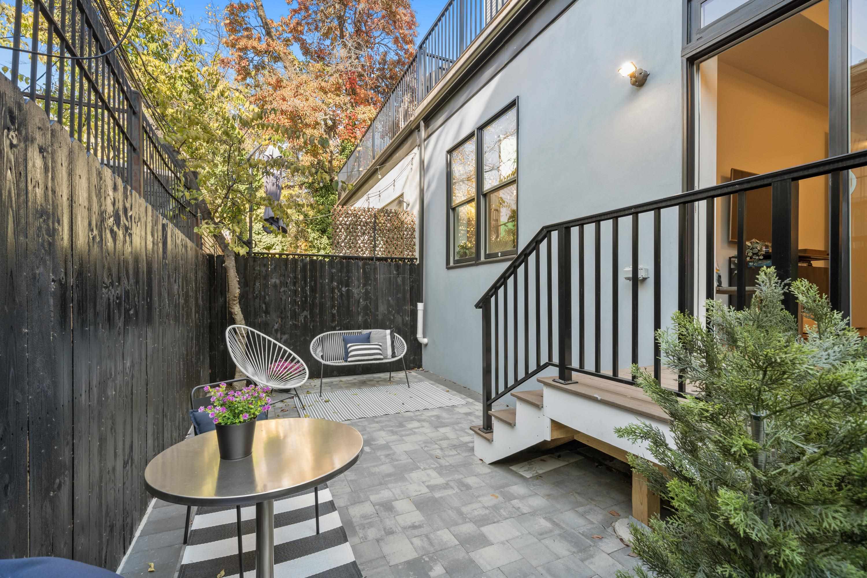 337 PALISADE AVE Unit: 1