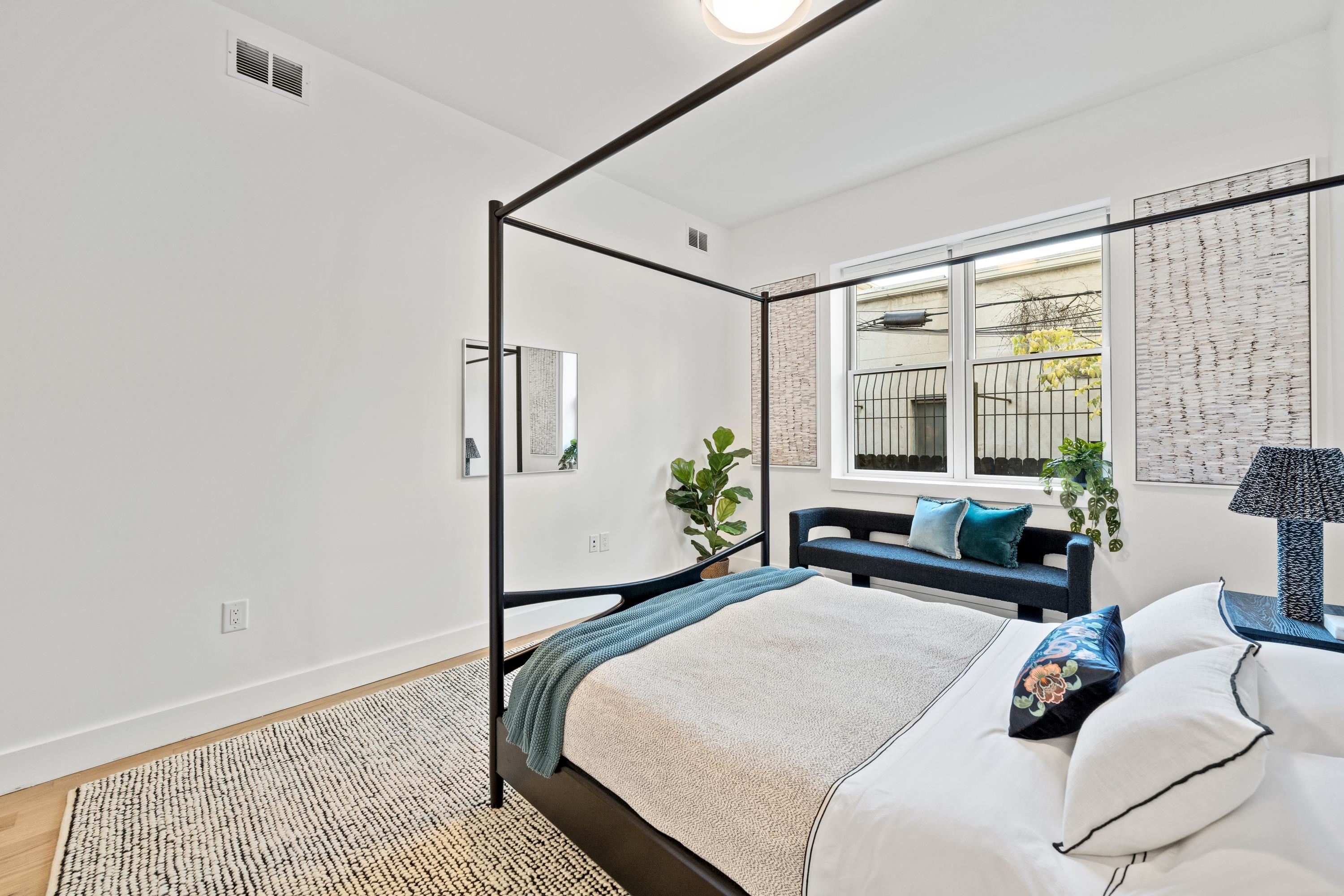 337 PALISADE AVE Unit: 1