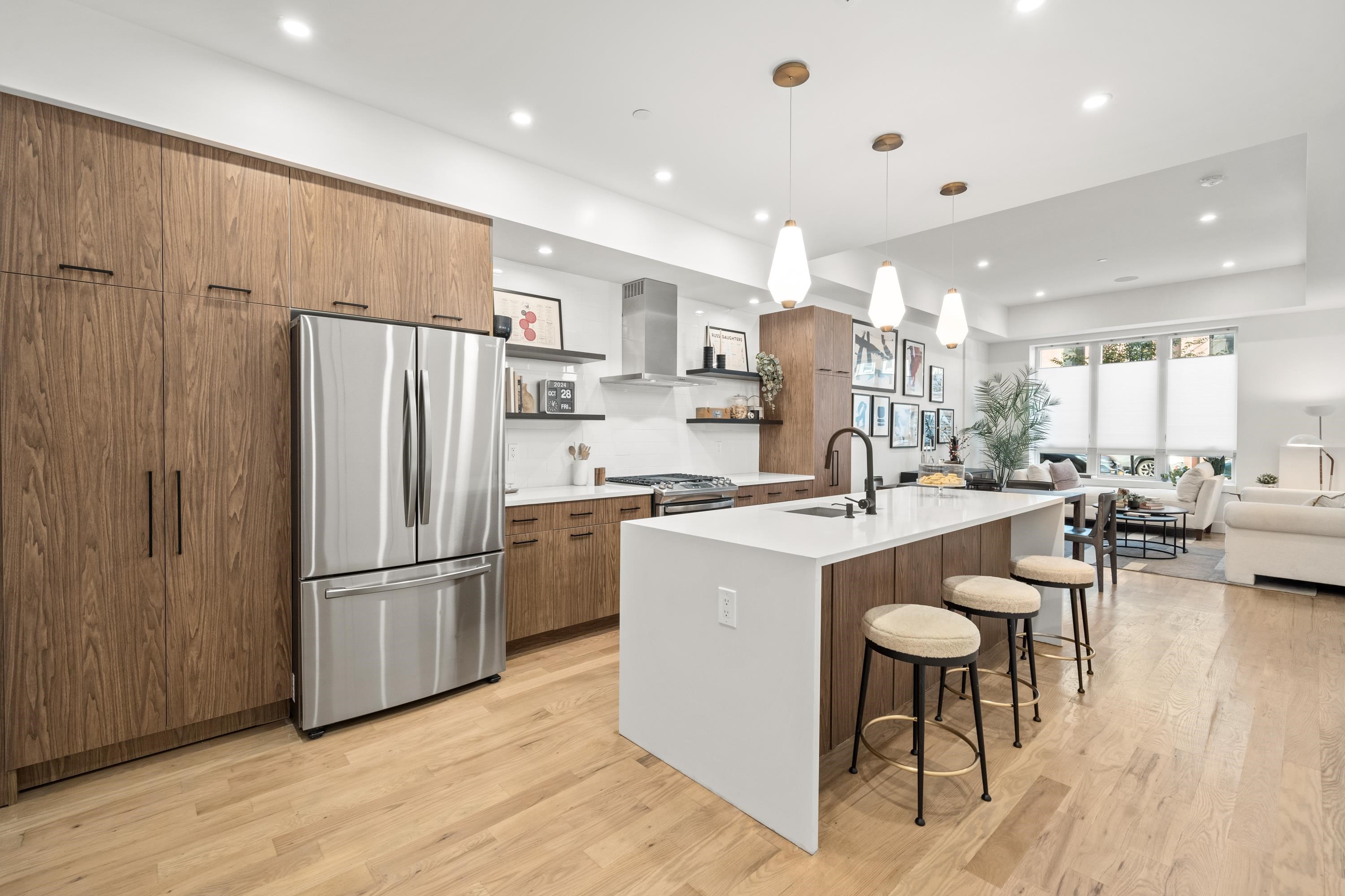 337 PALISADE AVE Unit: 1