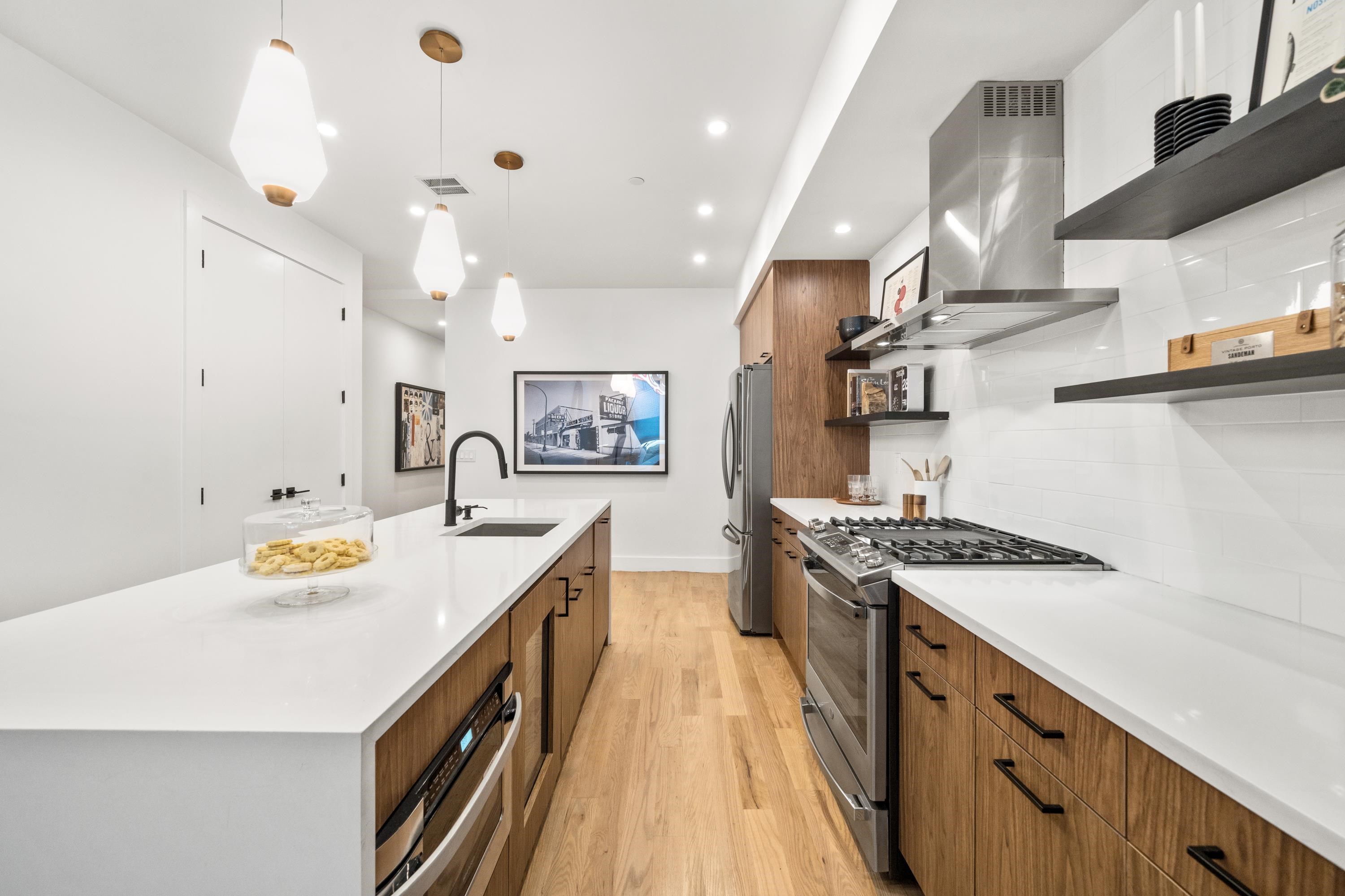 337 PALISADE AVE Unit: 1