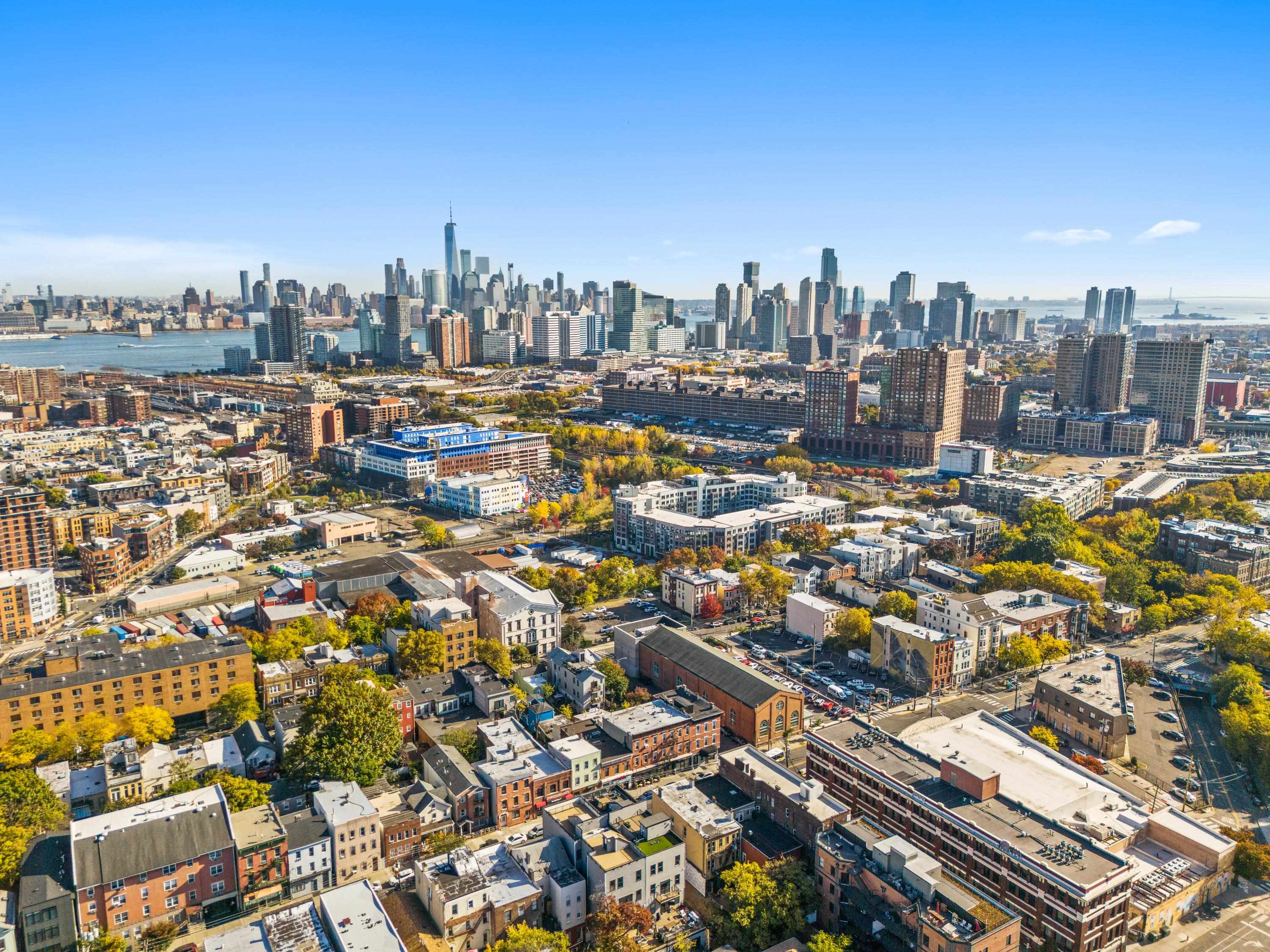339 PALISADE AVE Unit: 3