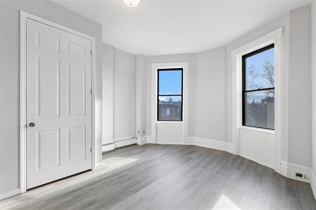 98 NORTH ST Unit: 3S