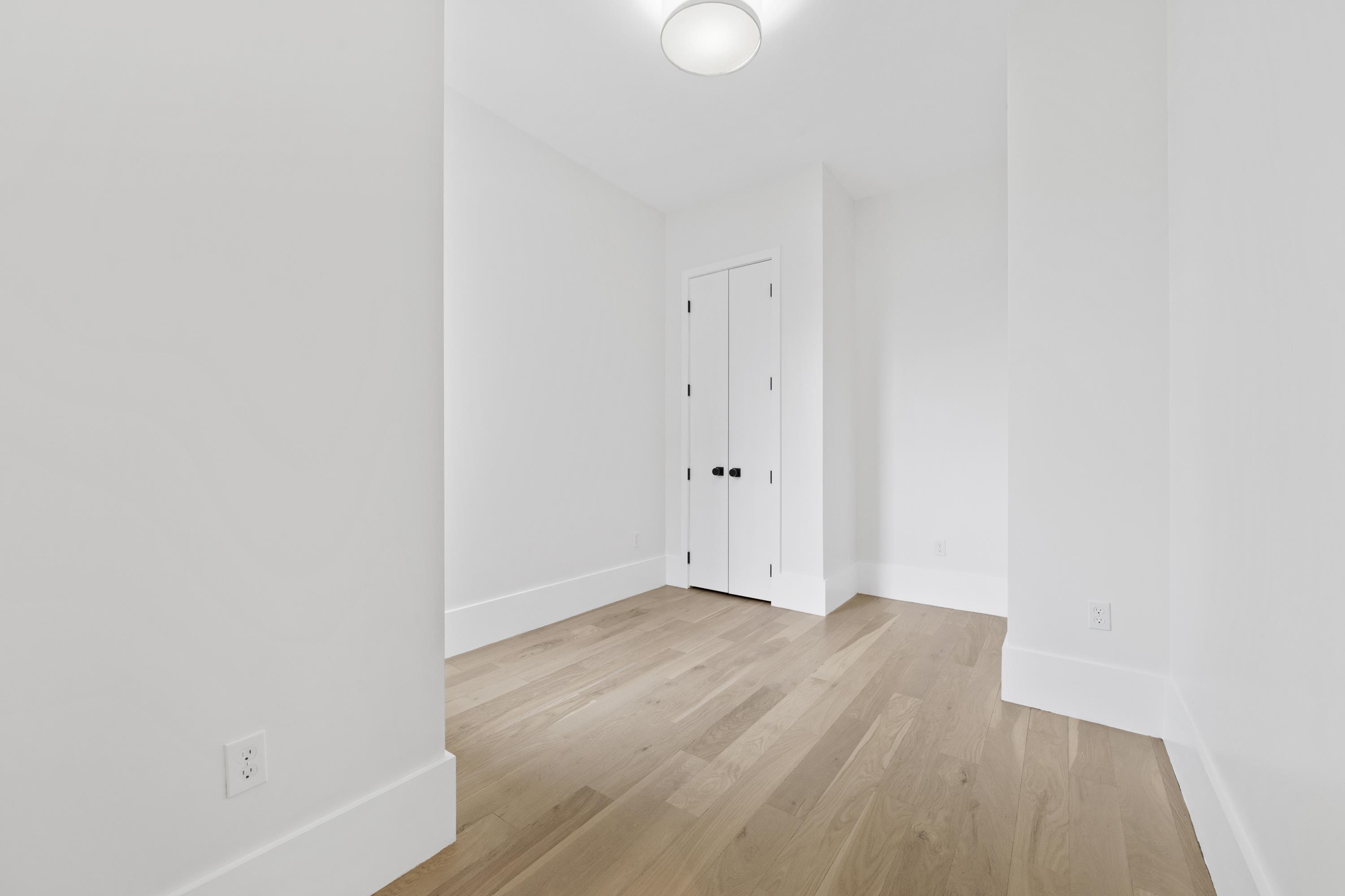 339 PALISADE AVE Unit: 4