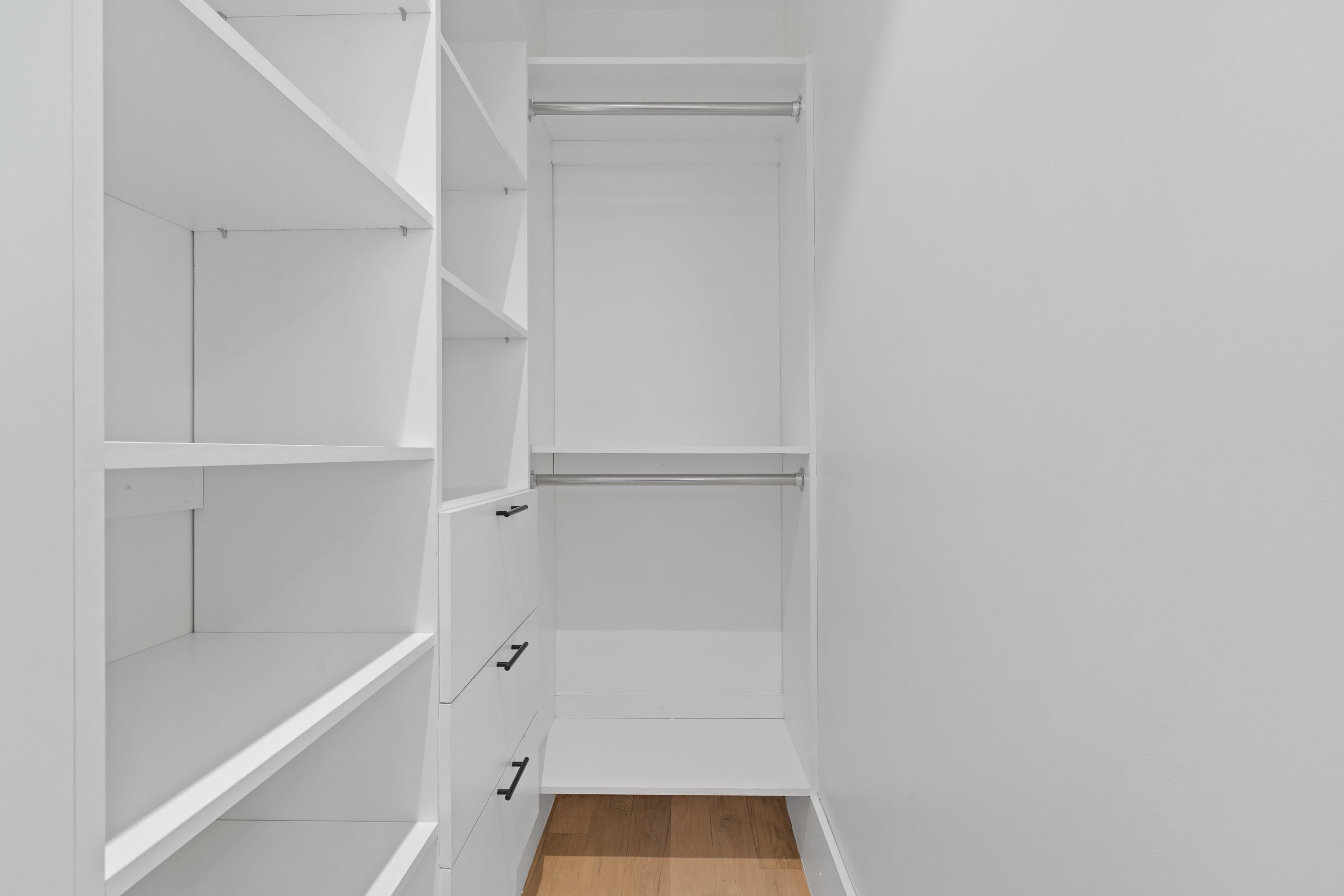 339 PALISADE AVE Unit: 4