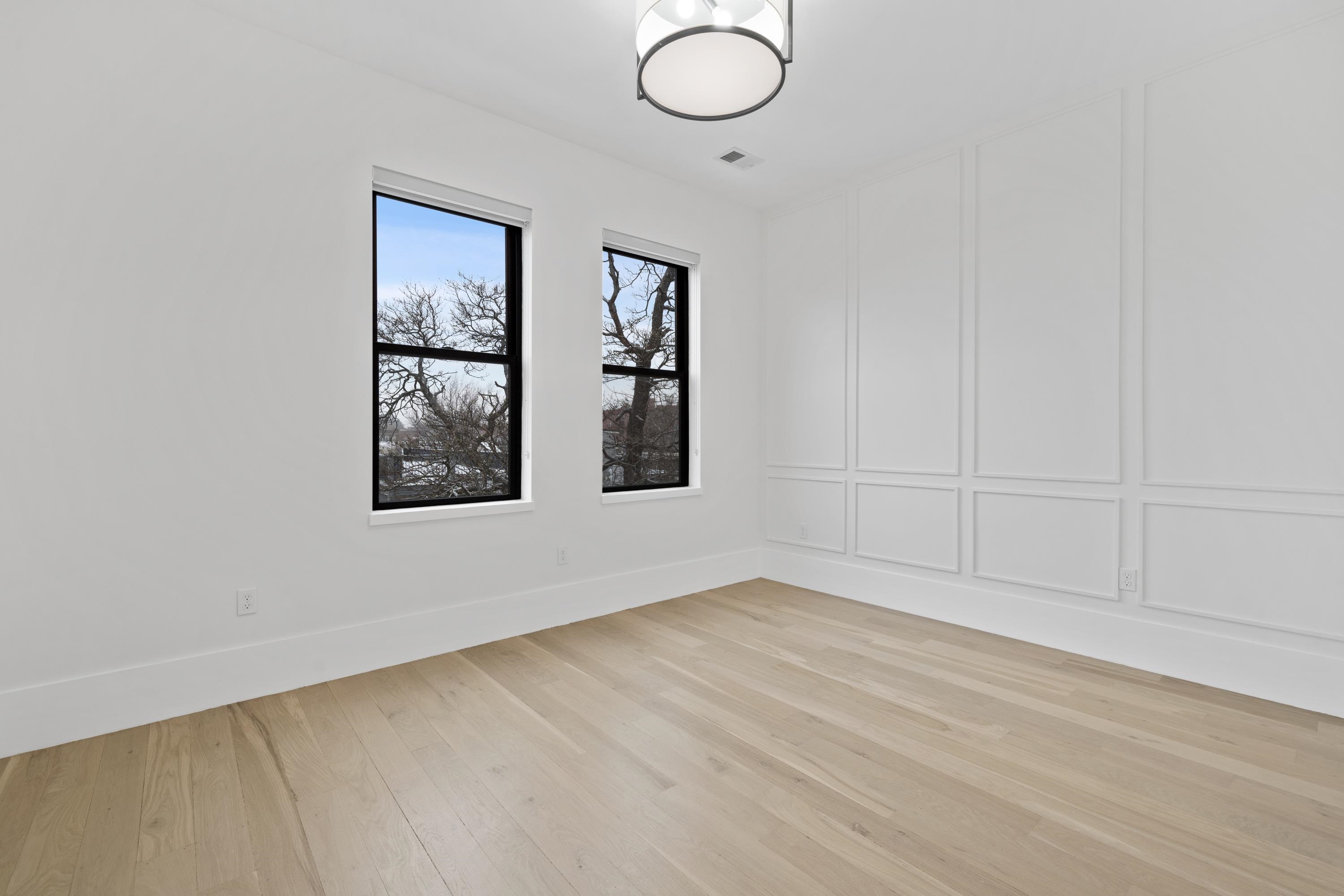 339 PALISADE AVE Unit: 4