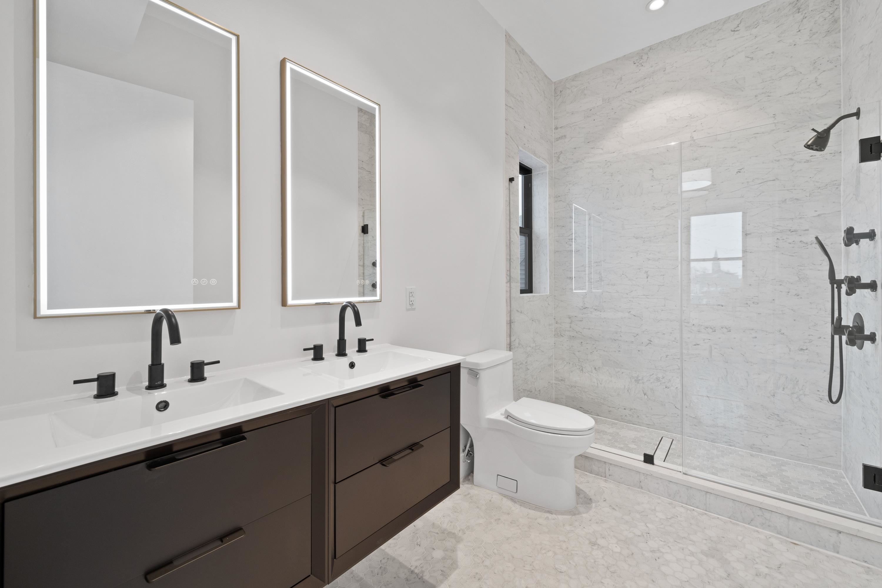 339 PALISADE AVE Unit: 4