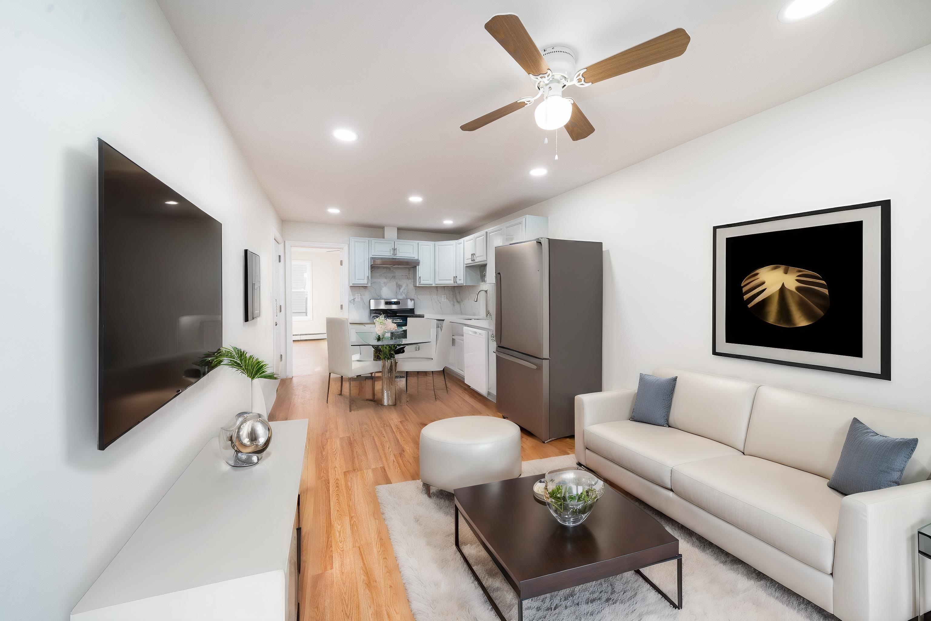 59 HUTTON ST Unit: 3