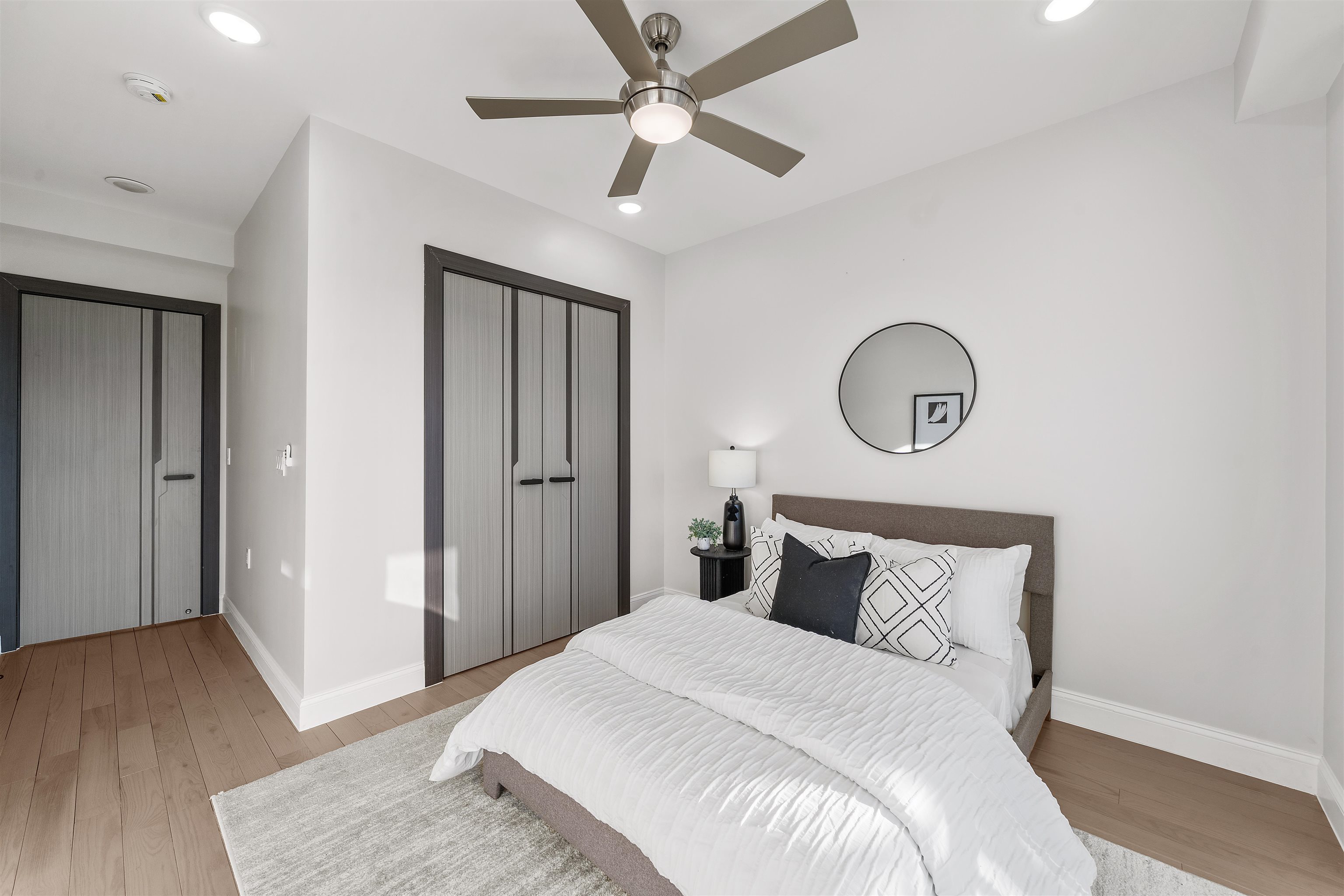 221 LIBERTY AVE Unit: 1
