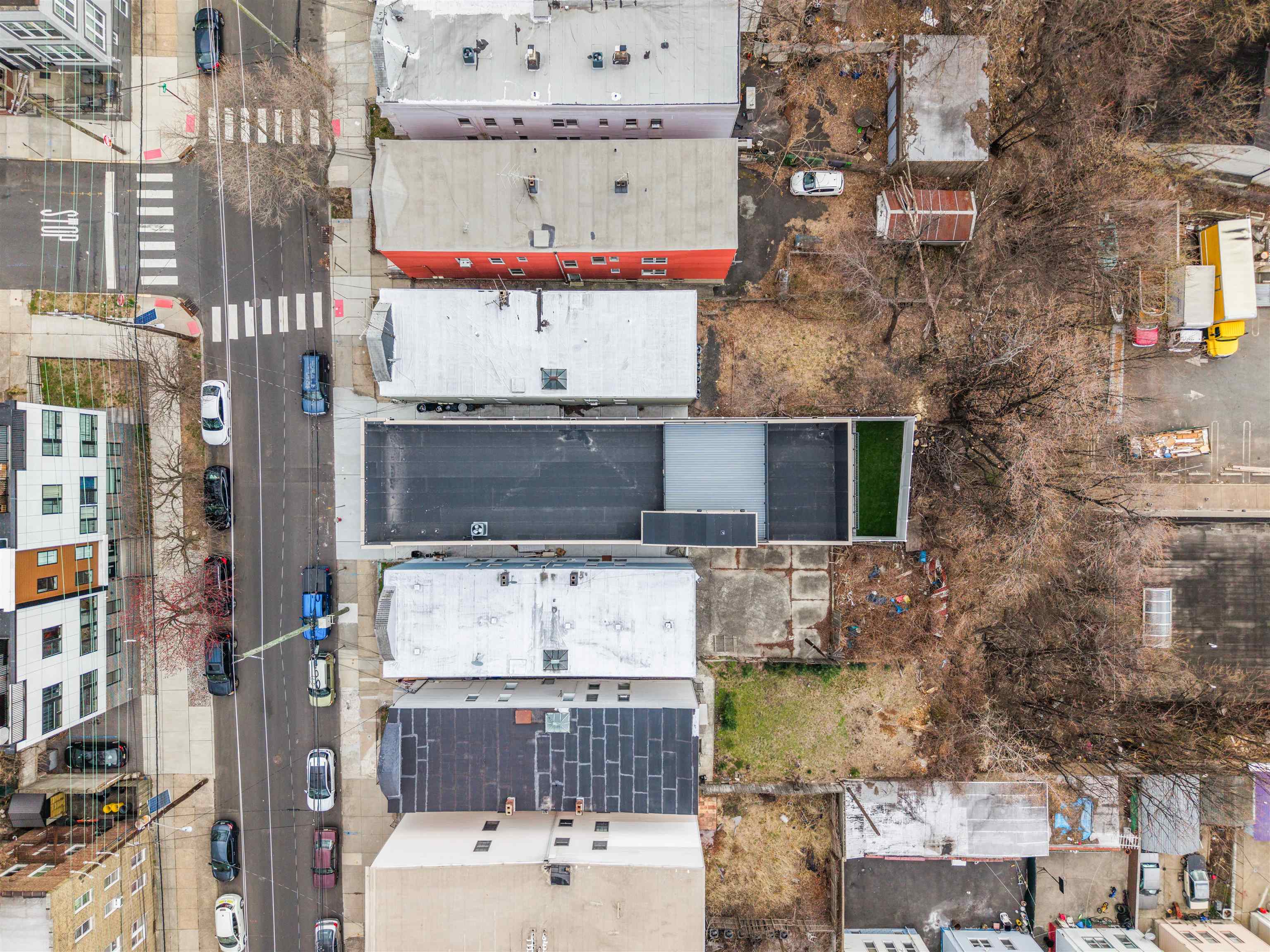 221 LIBERTY AVE Unit: 1