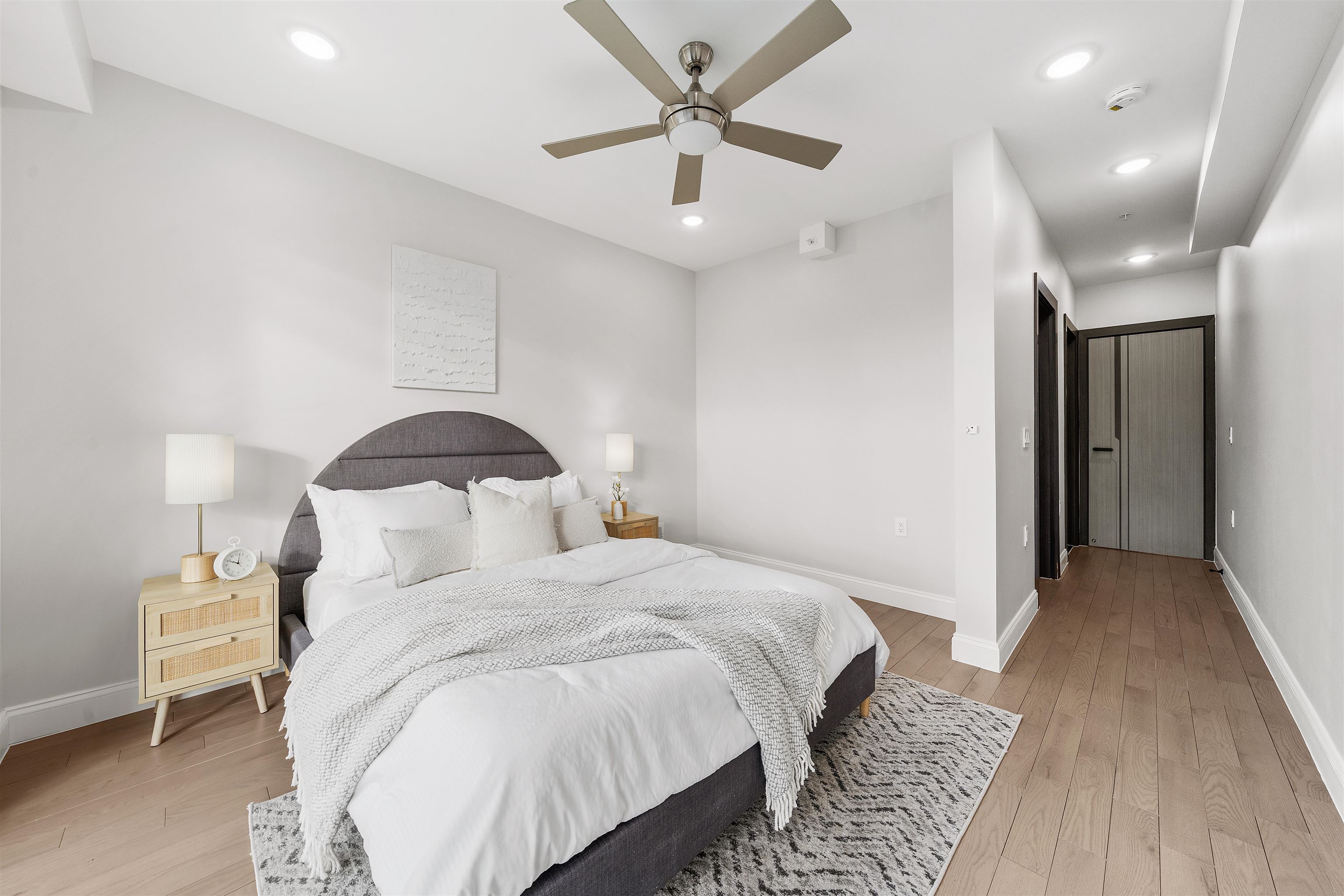 221 LIBERTY AVE Unit: 1