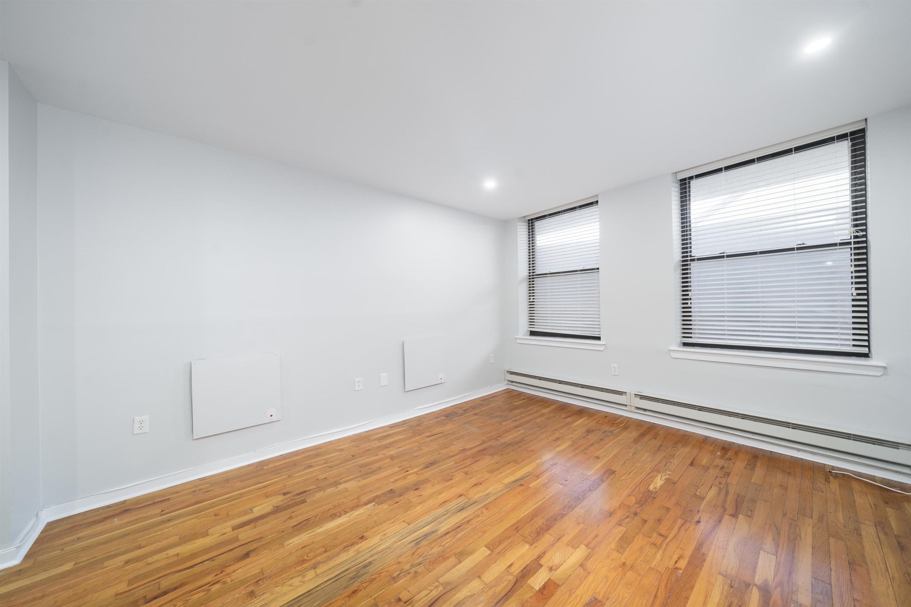 44 SHERMAN AVE Unit: C2