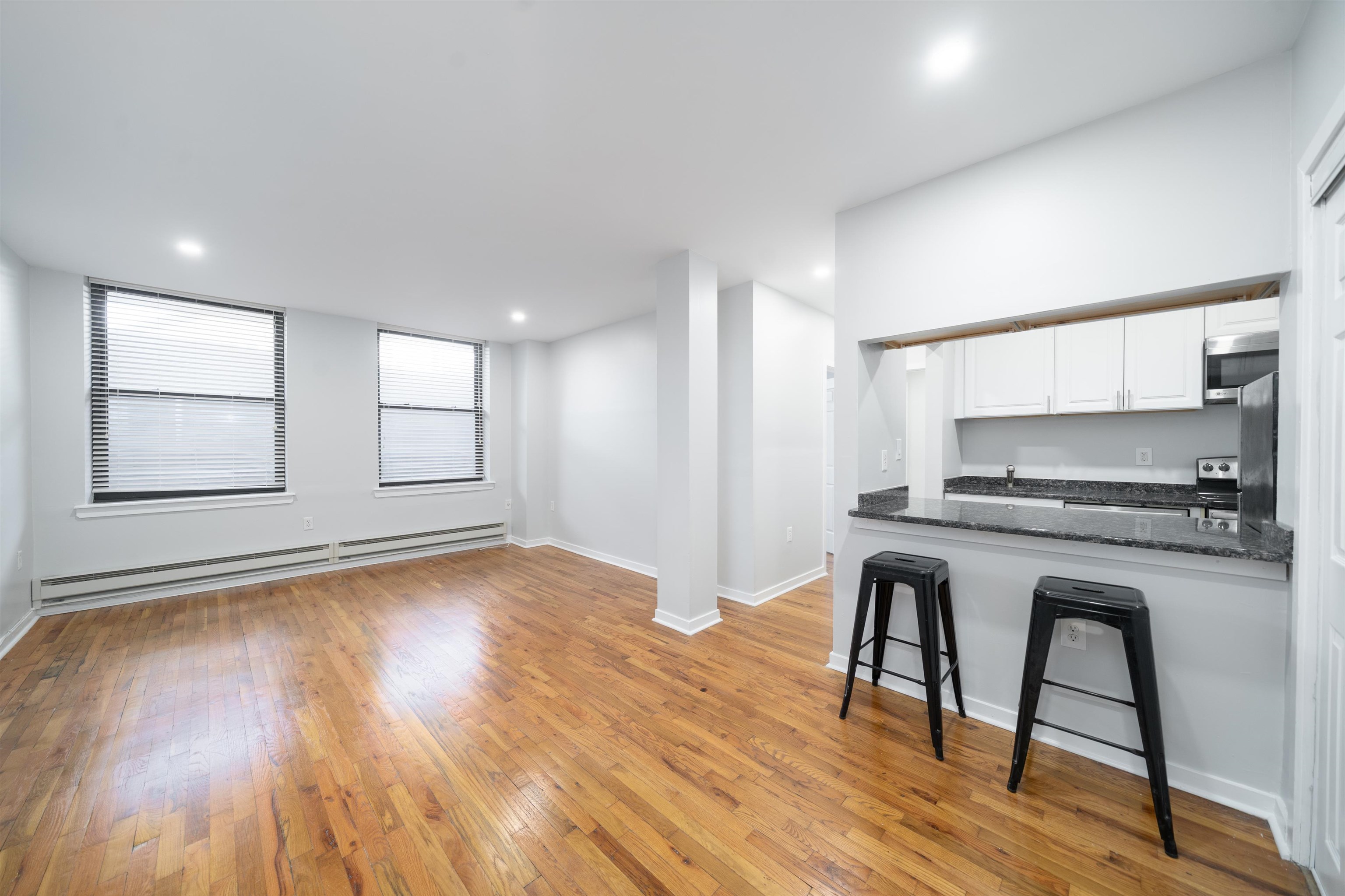 44 SHERMAN AVE Unit: C2