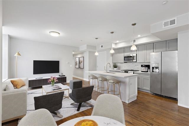 501 WASHINGTON ST Unit: 3A