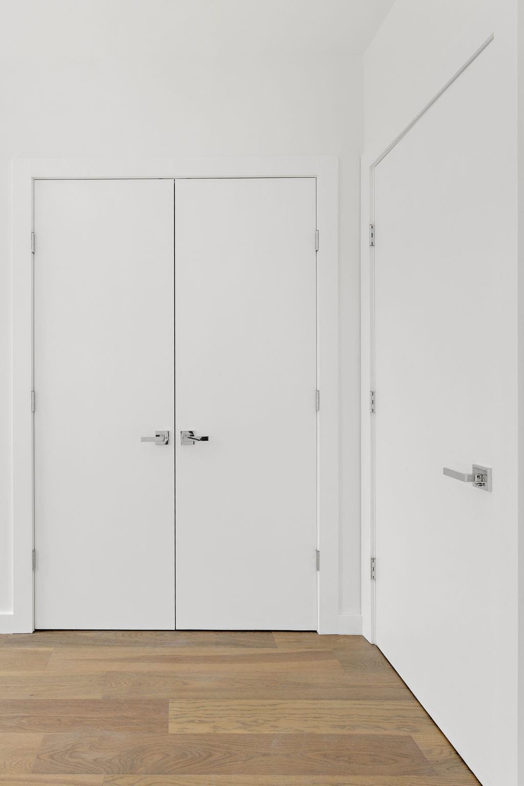 364 8TH ST Unit: 2R