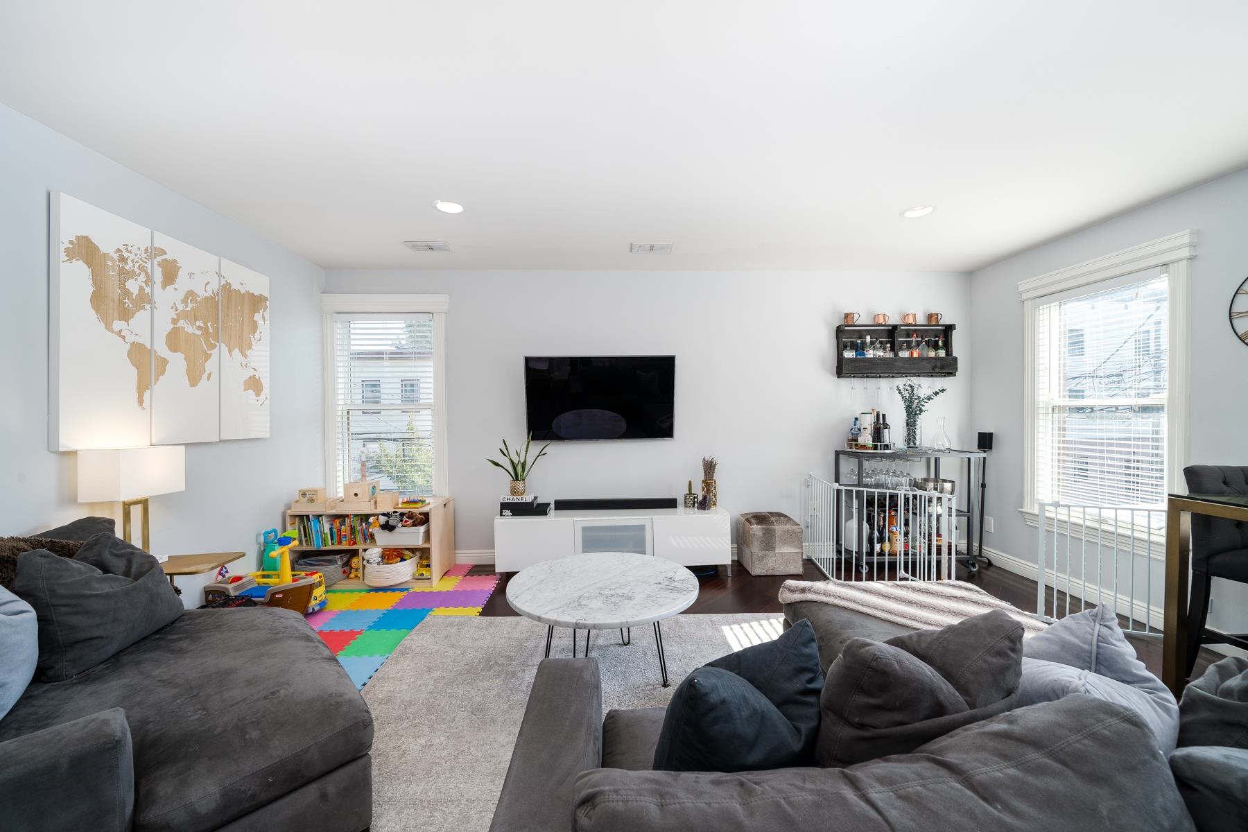 60 LAFAYETTE ST Unit: 2