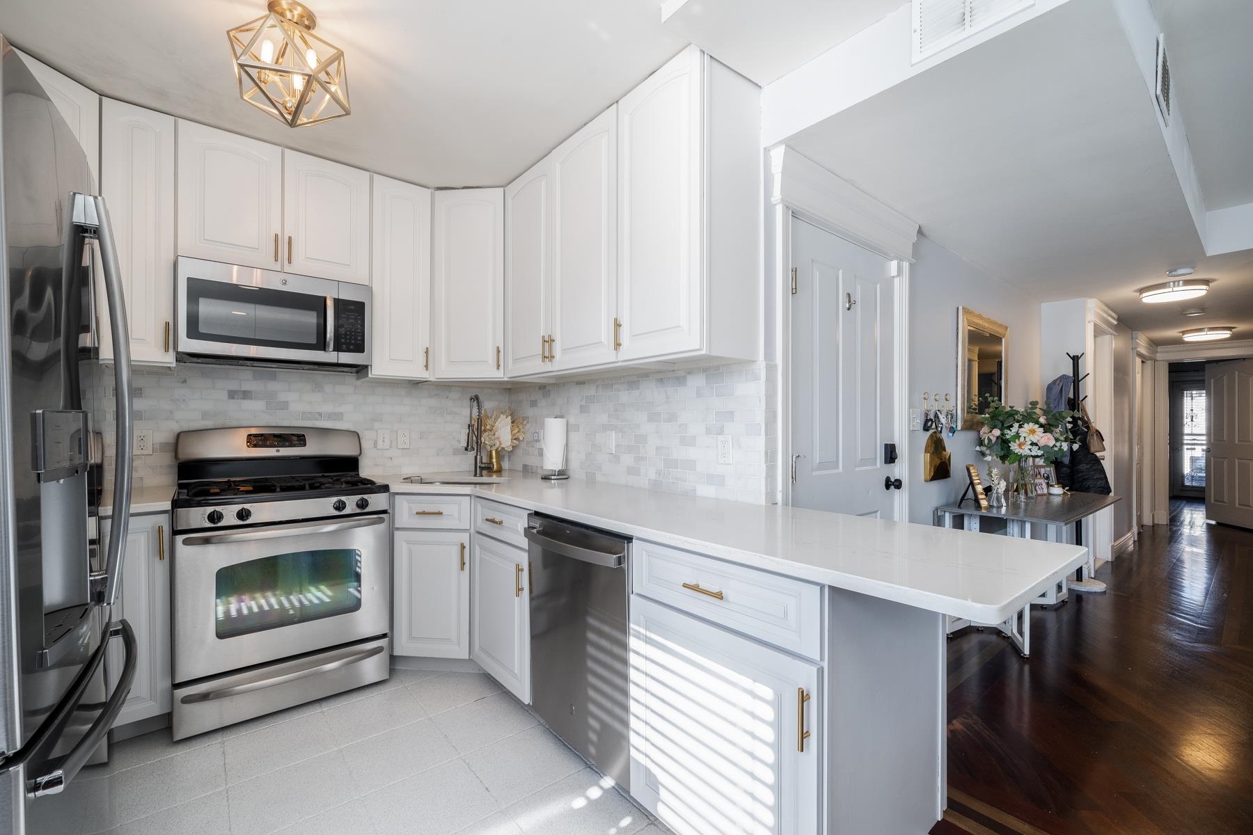60 LAFAYETTE ST Unit: 2